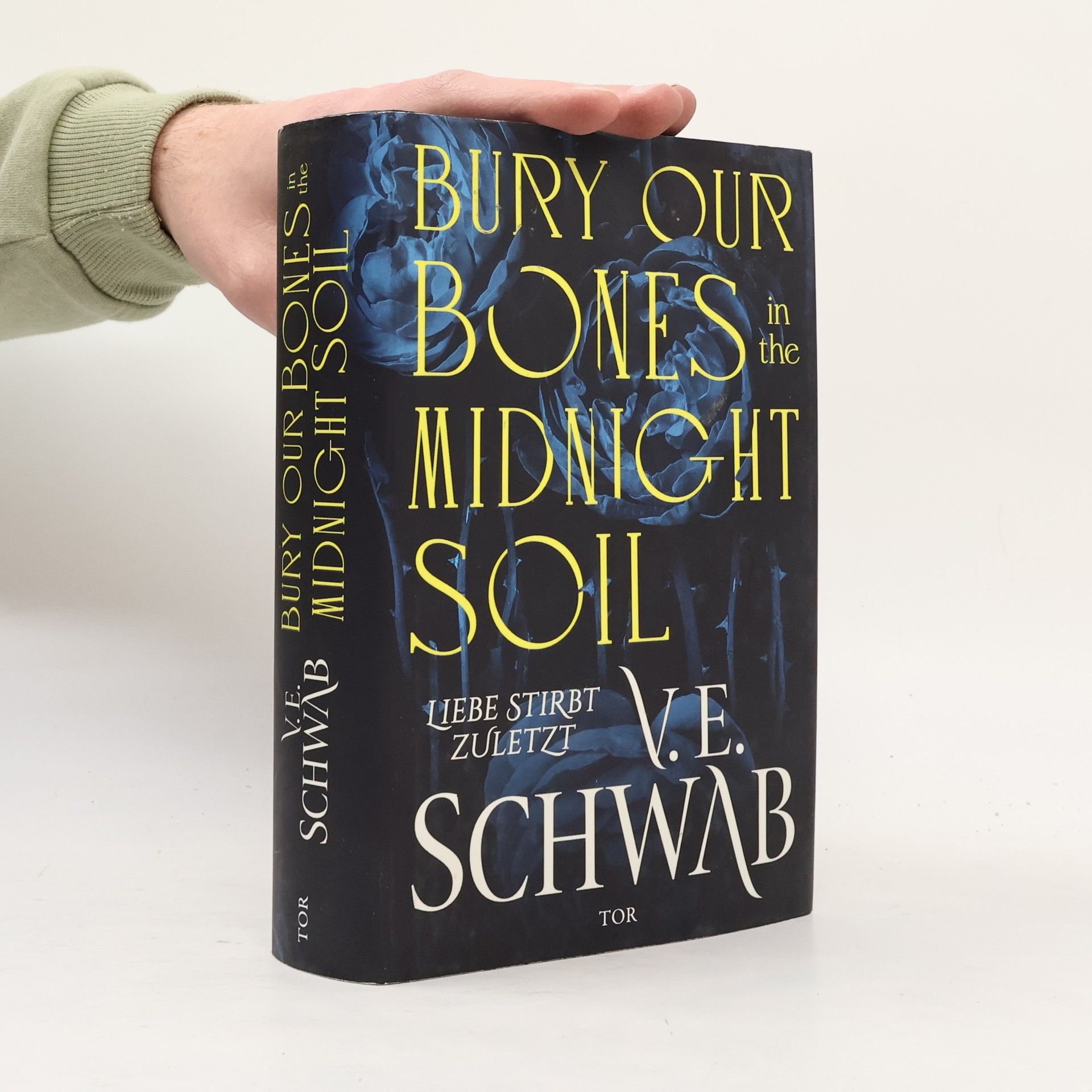 V. E. Schwab Bury Our Bones in the Midnight Soil