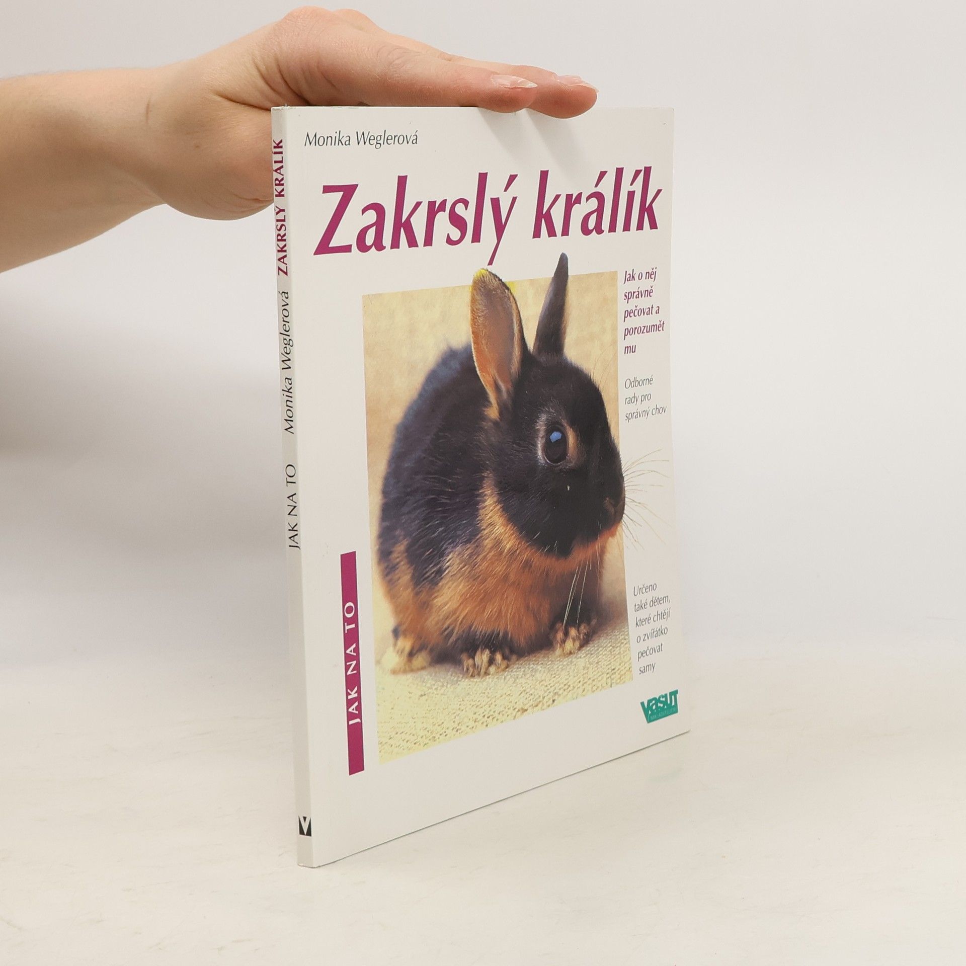 Monika Wegler Zakrslý králík