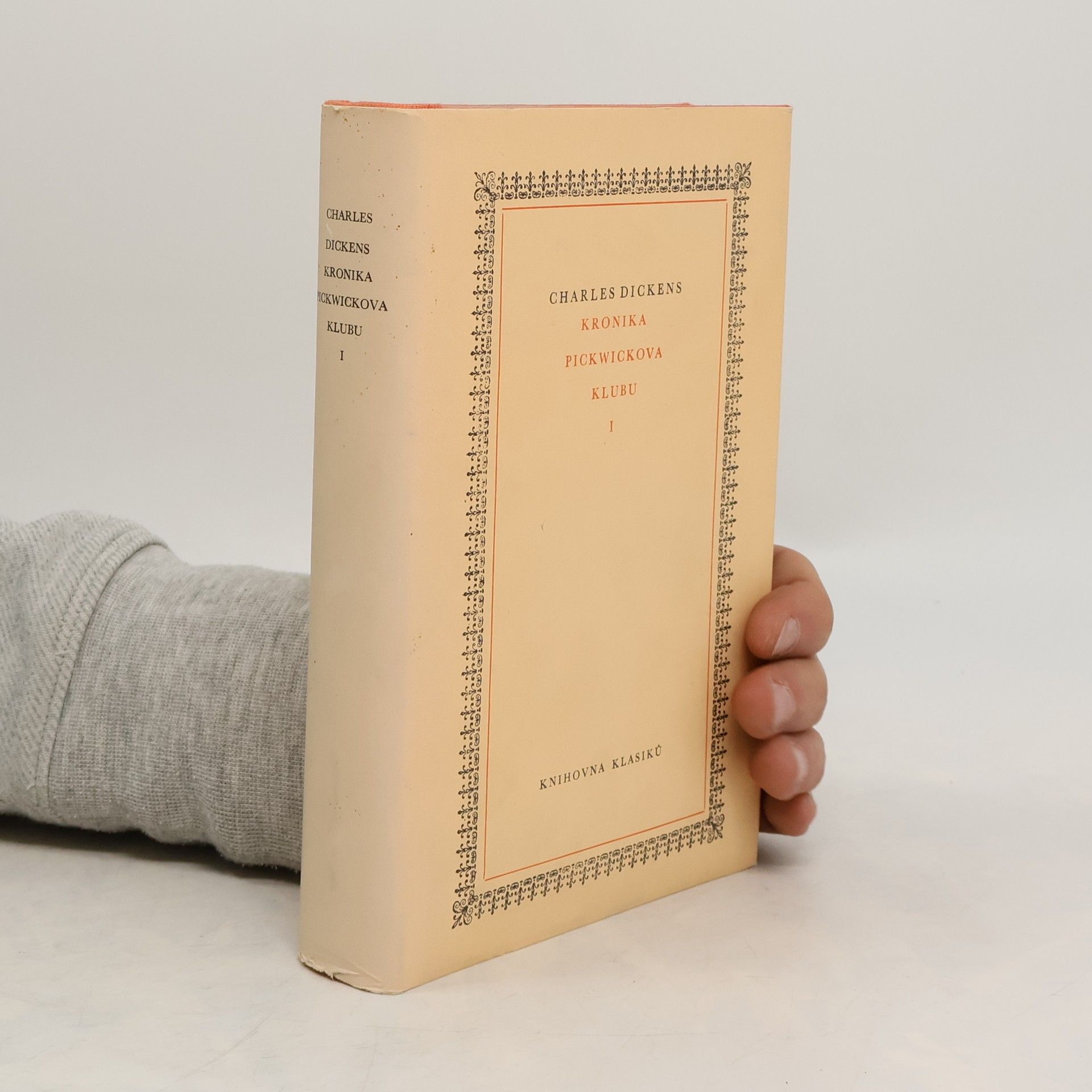 Charles Dickens Kronika Pickwickova klubu I.
