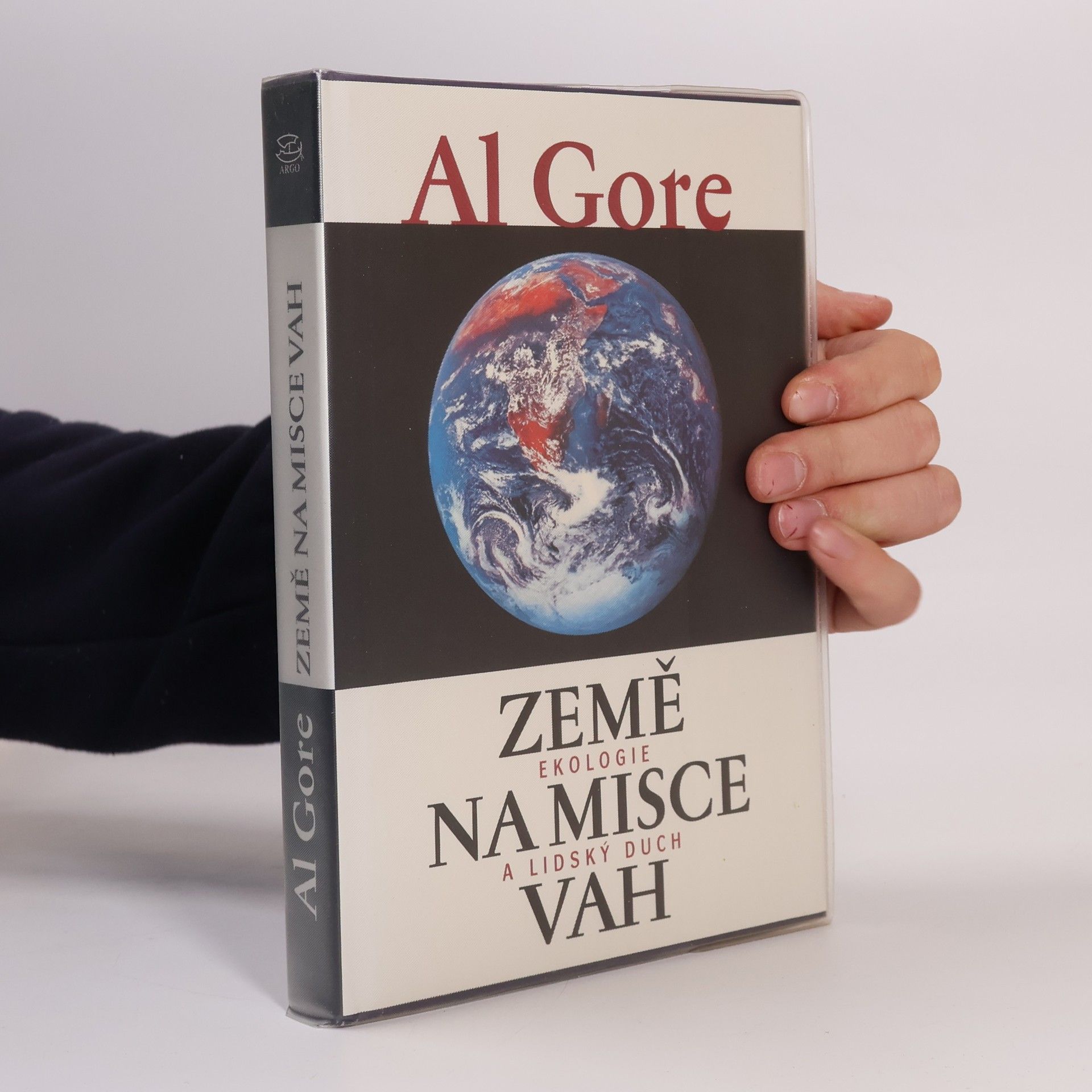 Al Gore Země na misce vah