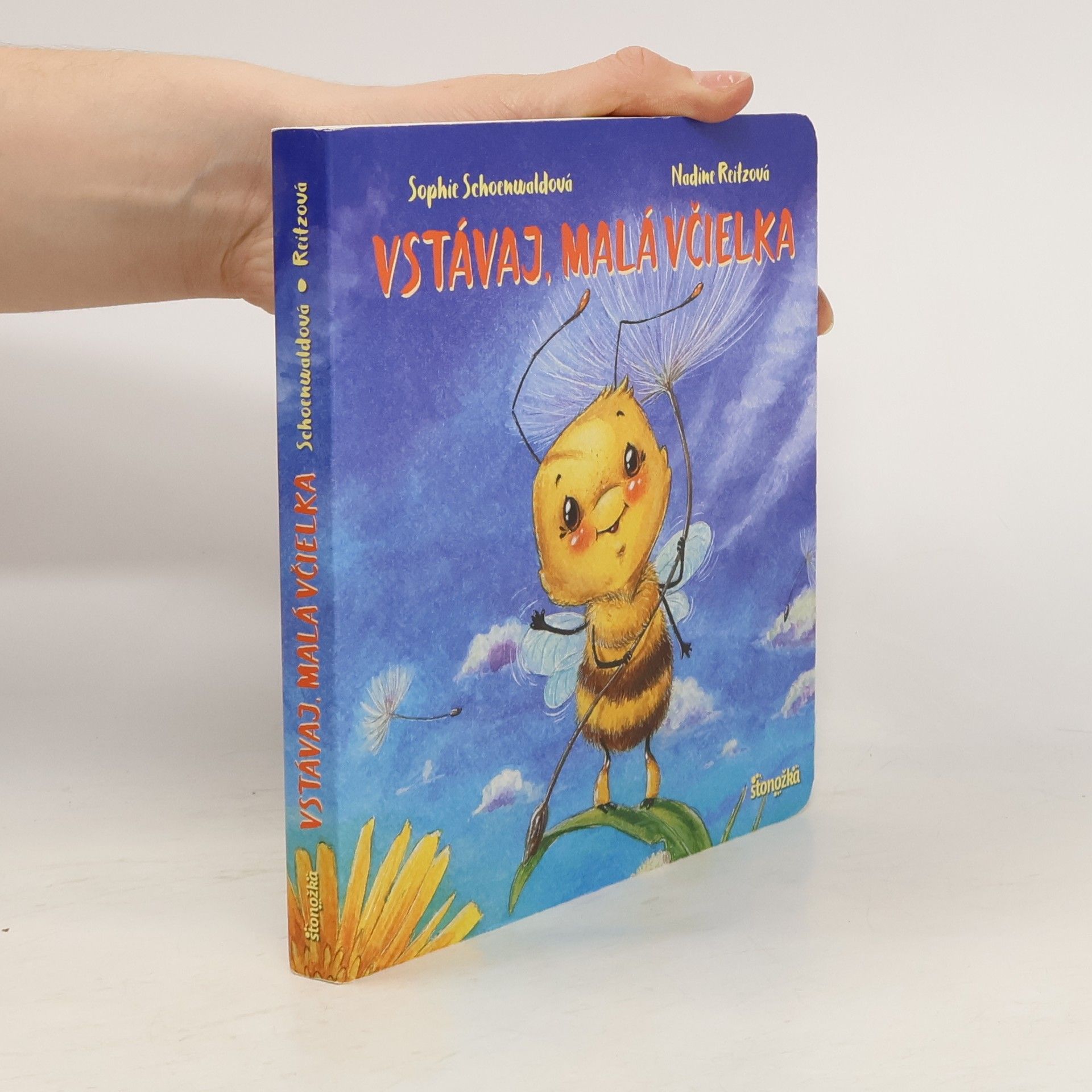 Sophie Schoenwald Vstávaj, malá včielka