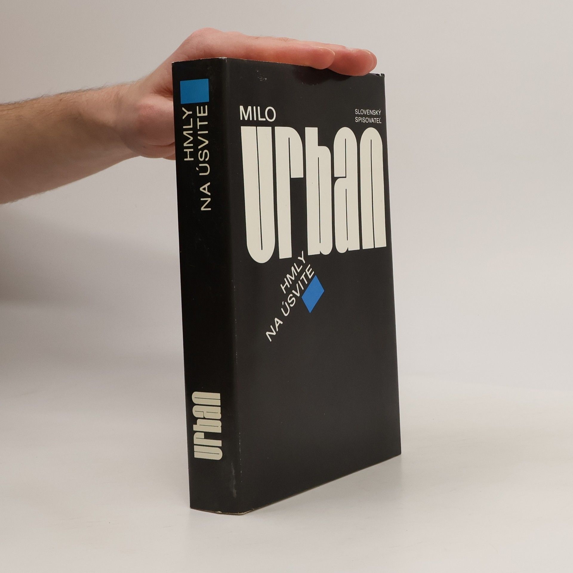 Milo Urban Hmly na úsvite