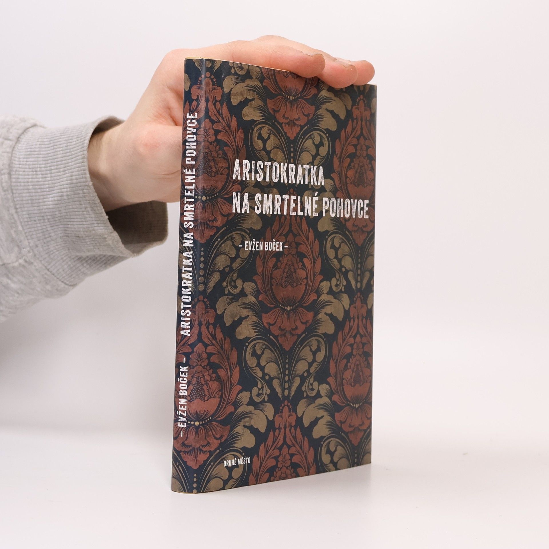 Evžen Boček Aristokratka na smrtelné pohovce