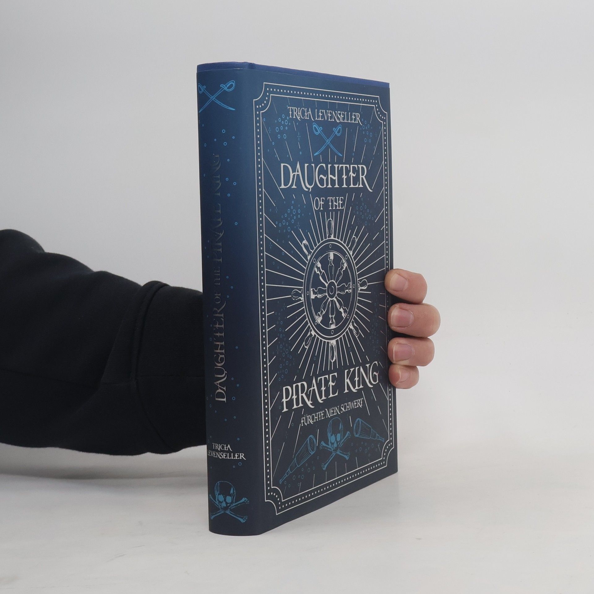 Tricia Levenseller Daughter of the Pirate King