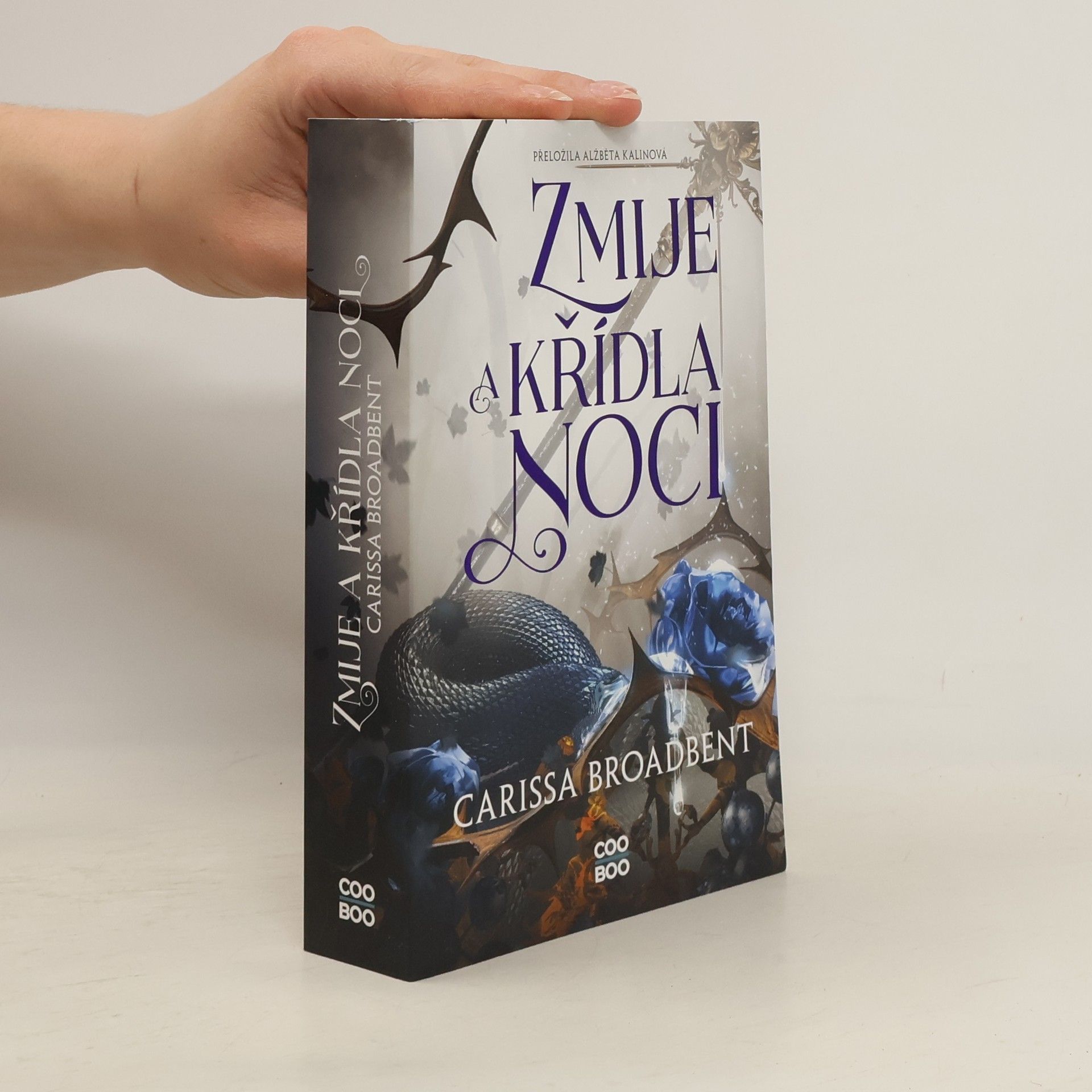 Carissa Broadbent Zmije a křídla noci