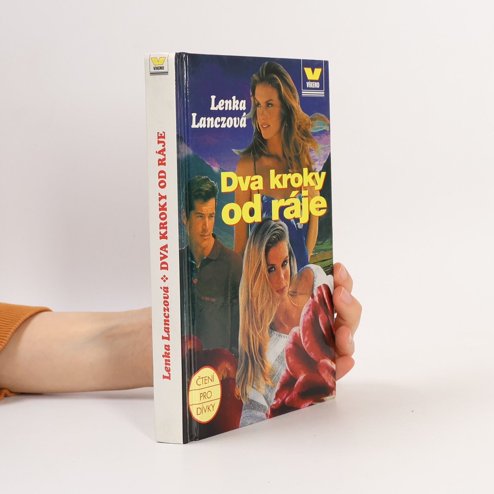 Lenka Lanczová Dva kroky od ráje