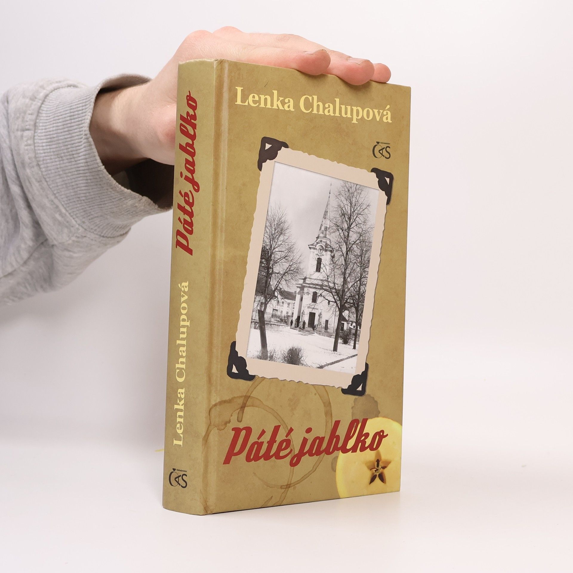 Lenka Chalupová Páté jablko