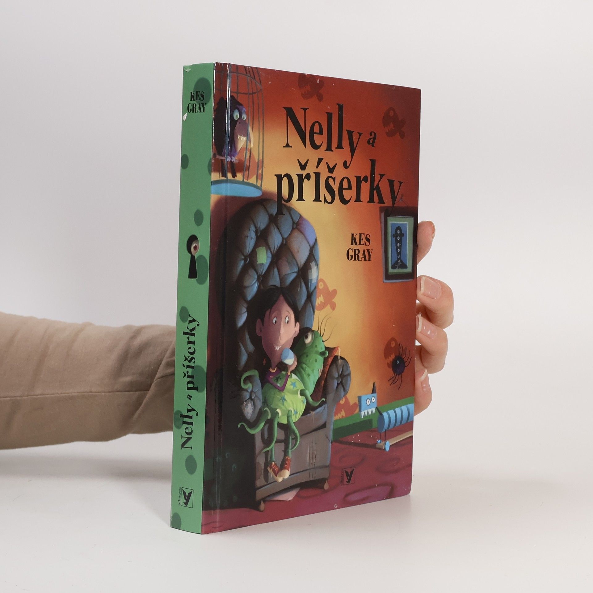 Kes Gray Nelly a příšerky