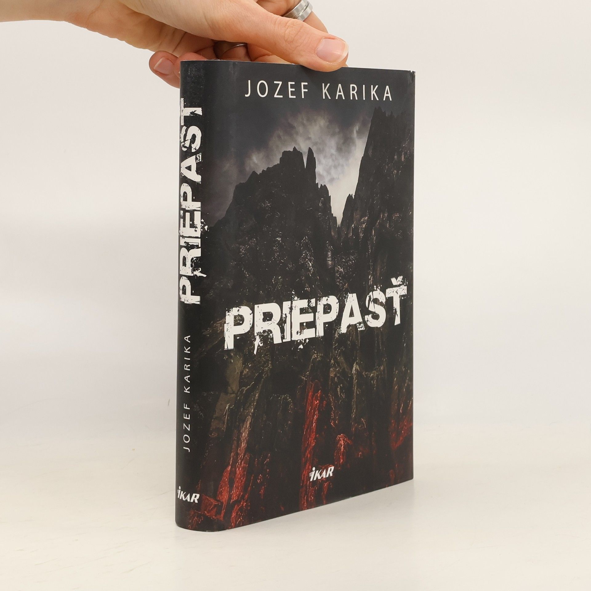 Jozef Karika Priepasť