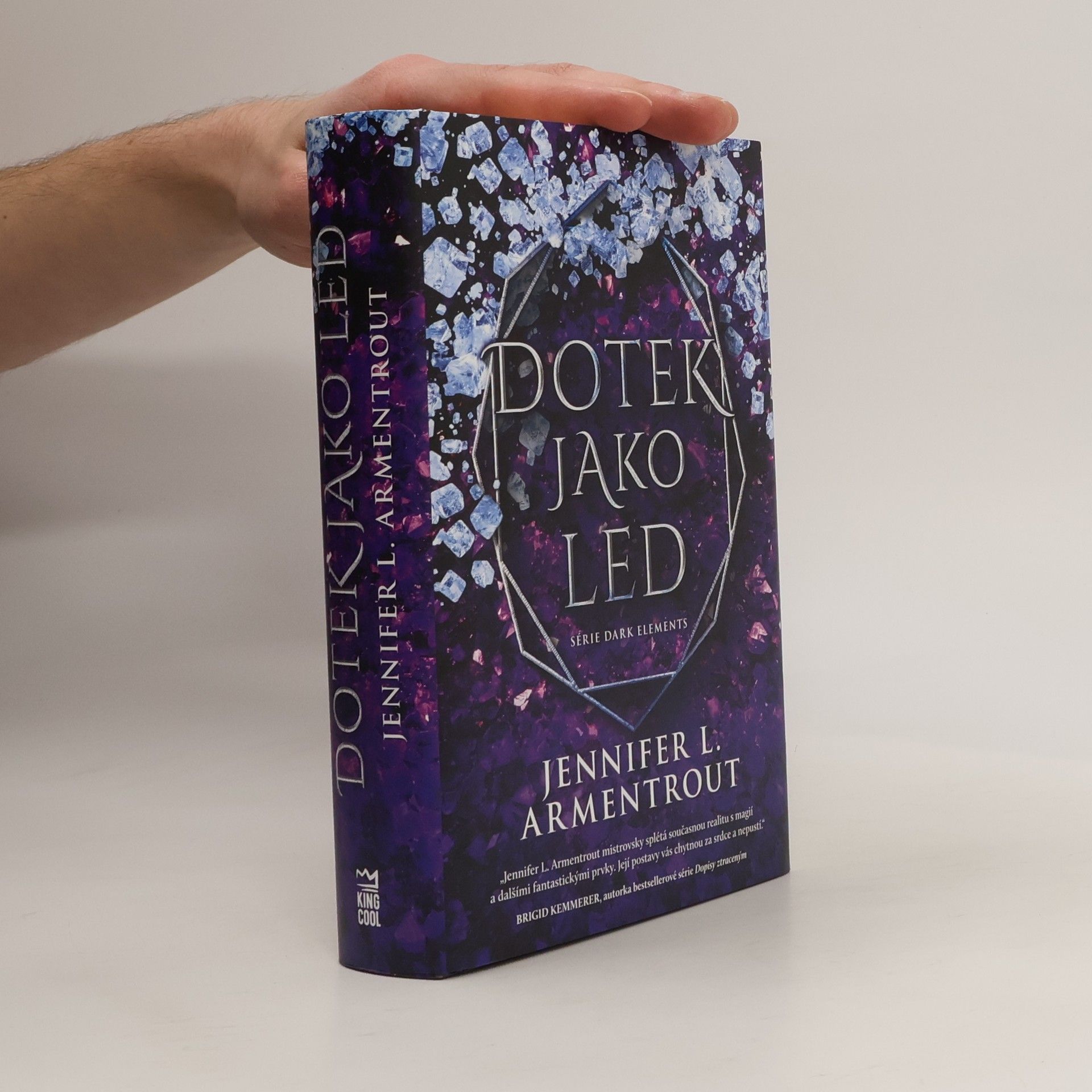 Jennifer L. Armentrout Dotek jako led