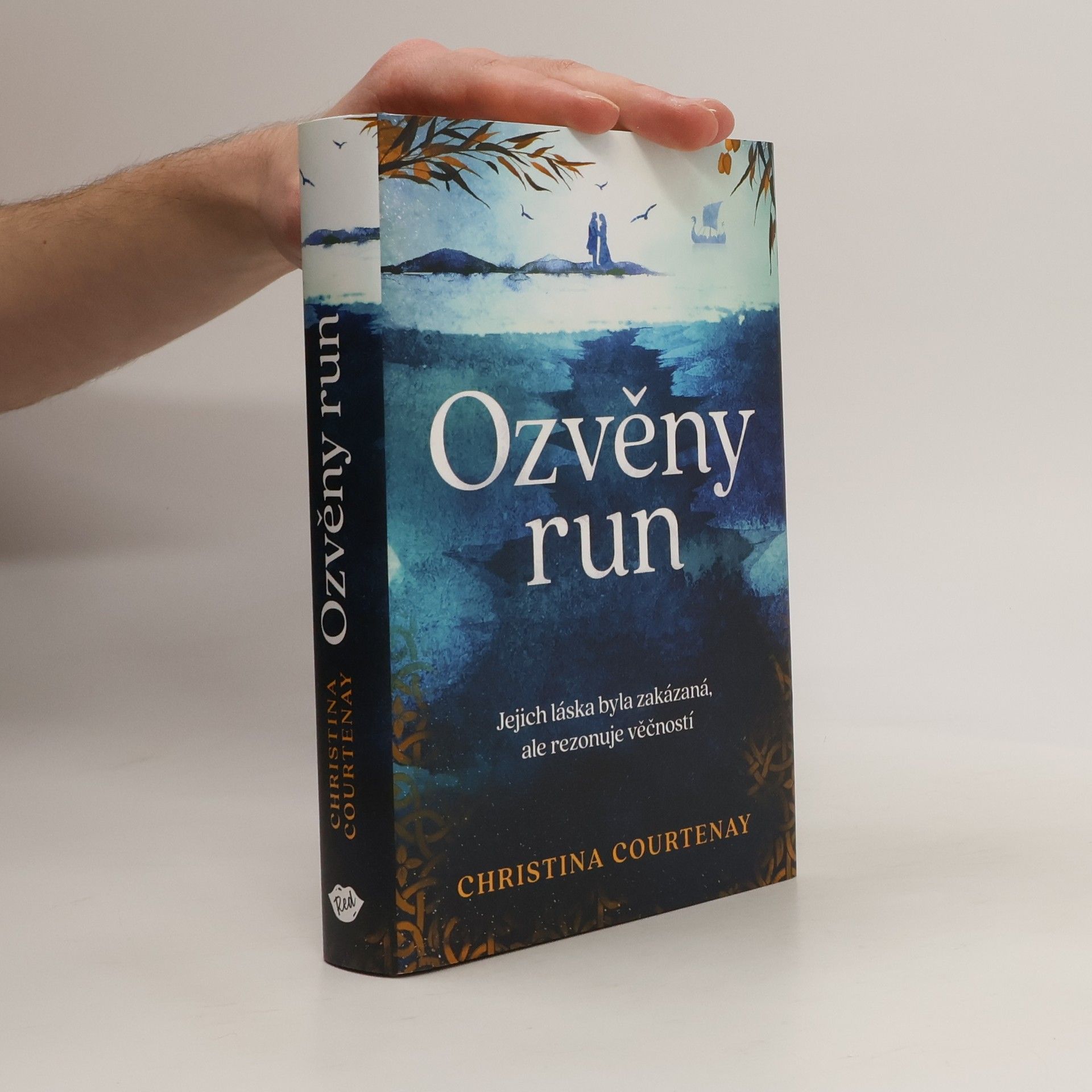 Christina Courtenay Ozvěny run