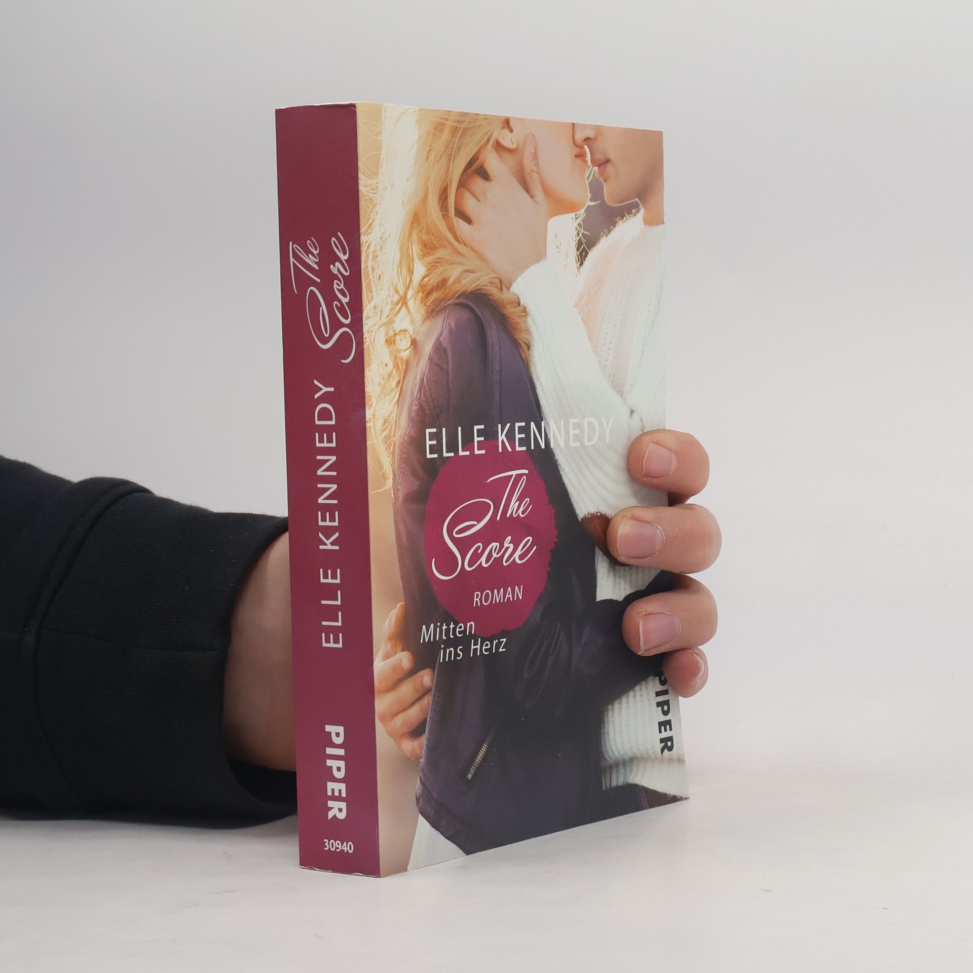 Elle Kennedy The Score