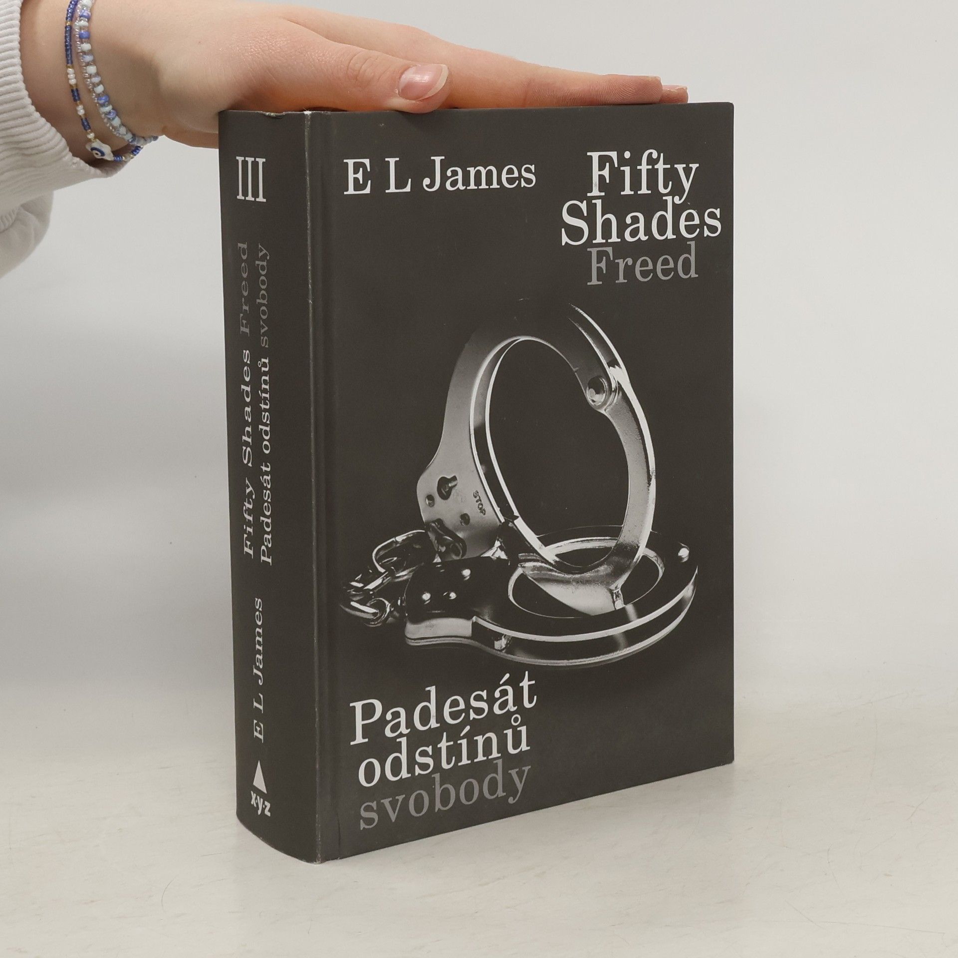 E. L. James Padesát odstínů svobody
