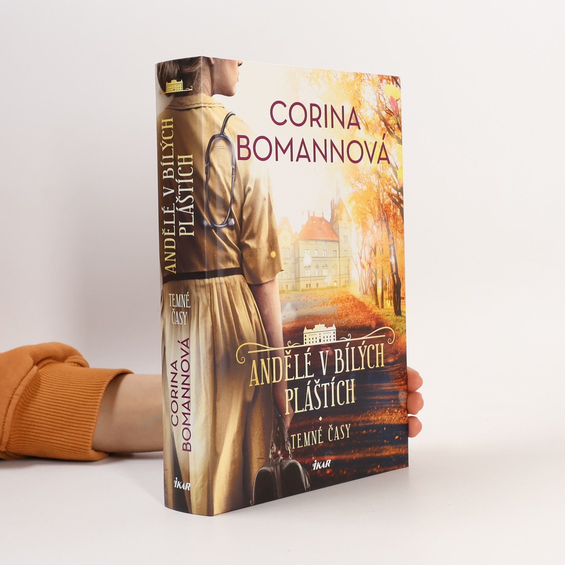 Corina Bomann Temné časy