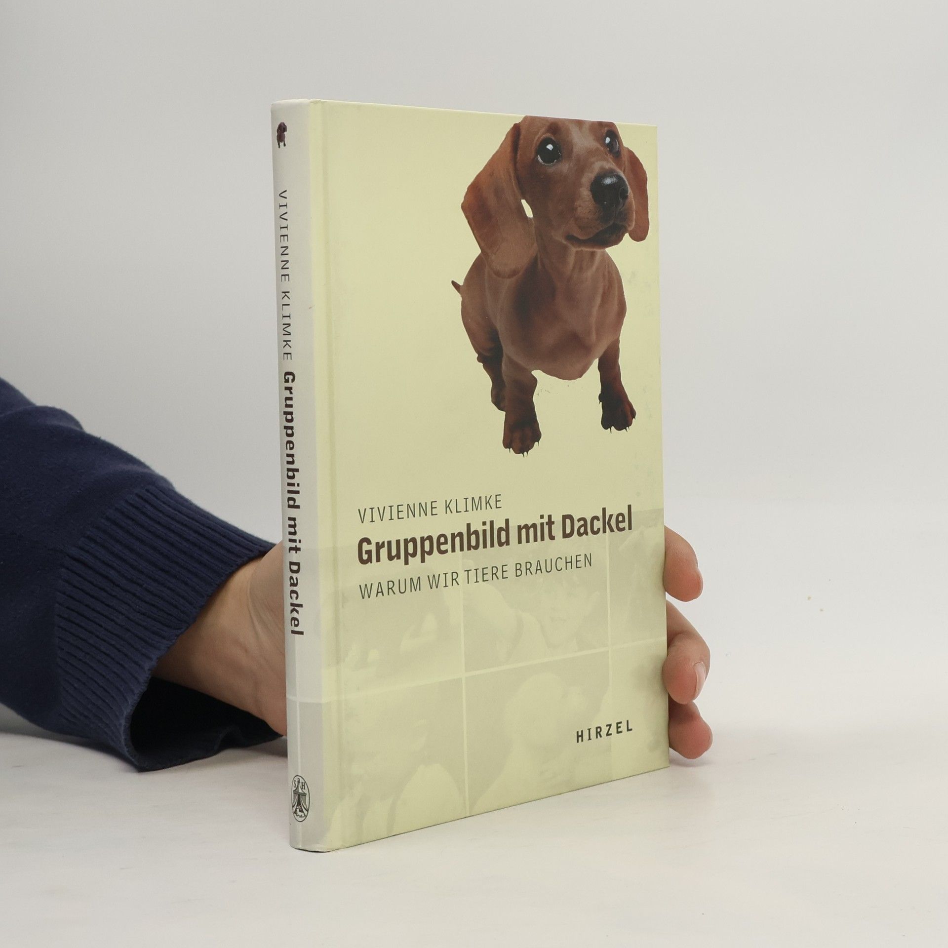 Vivienne Klimke Gruppenbild mit Dackel