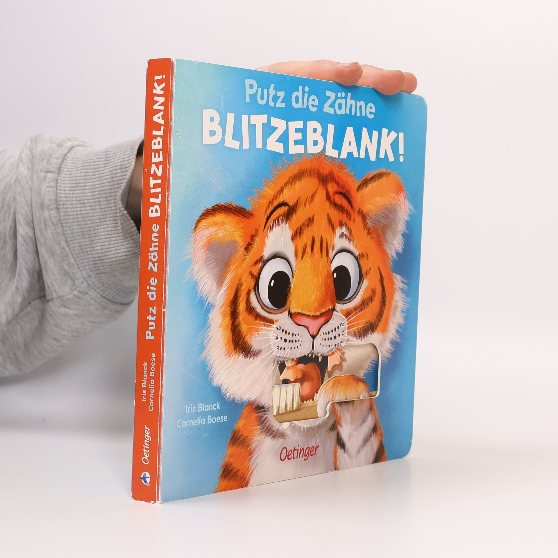 Cornelia Boese Putz die Zähne blitzeblank!