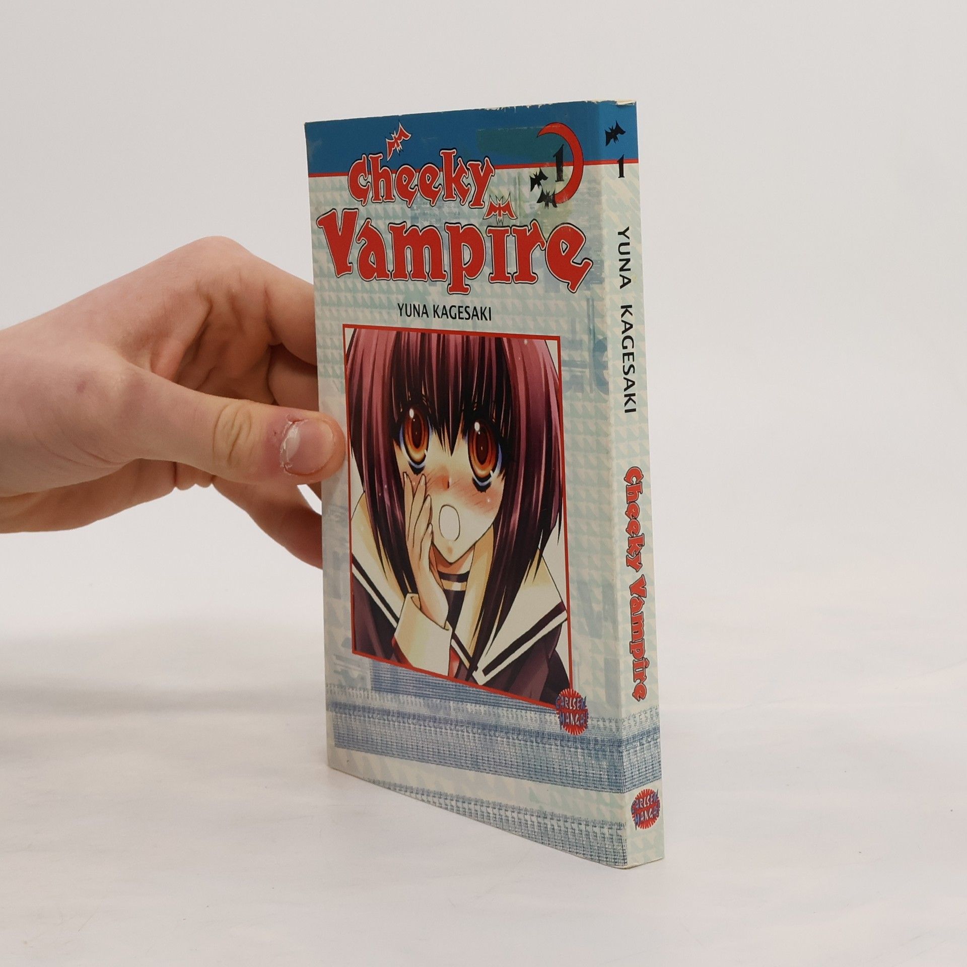 Yuna Kagesaki Cheeky vampire 1