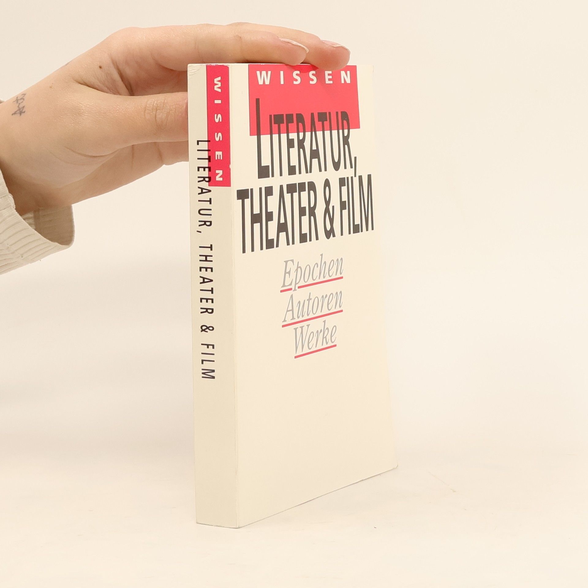 Yvonne Tiedt Literatur, Theater & Film. Epochen, Autoren, Werke