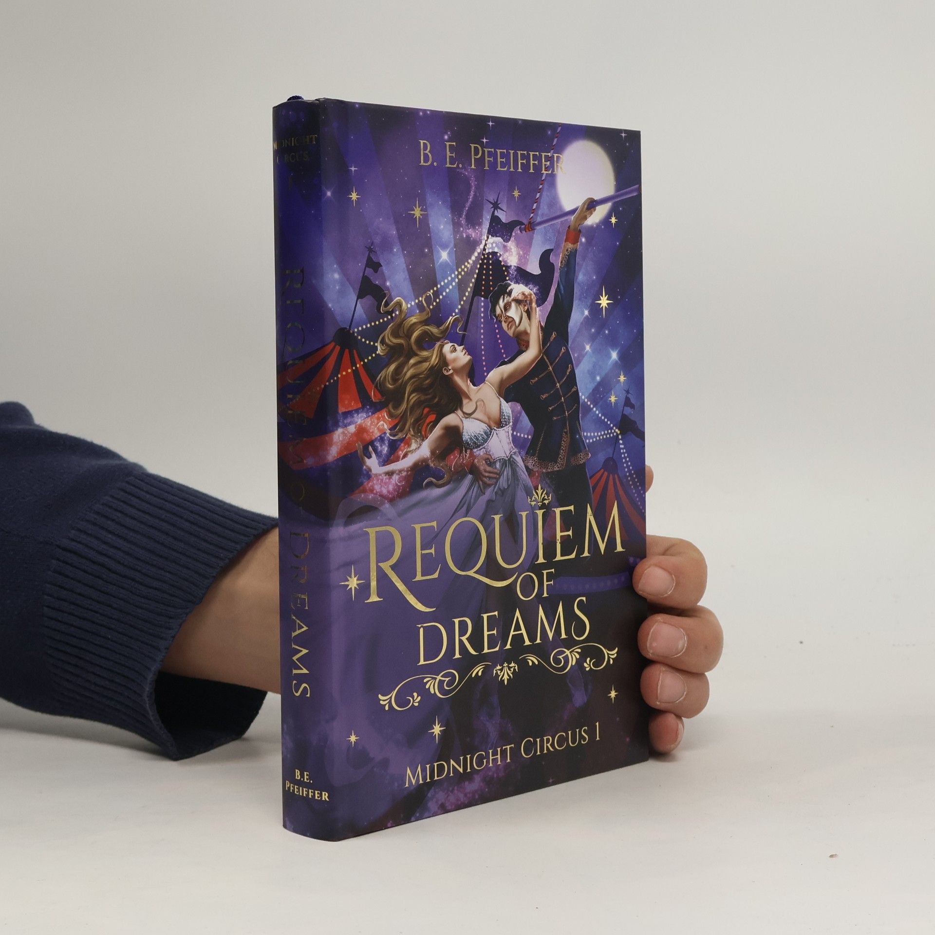 Bettina Pfeiffer Midnight Circus - Requiem of Dreams