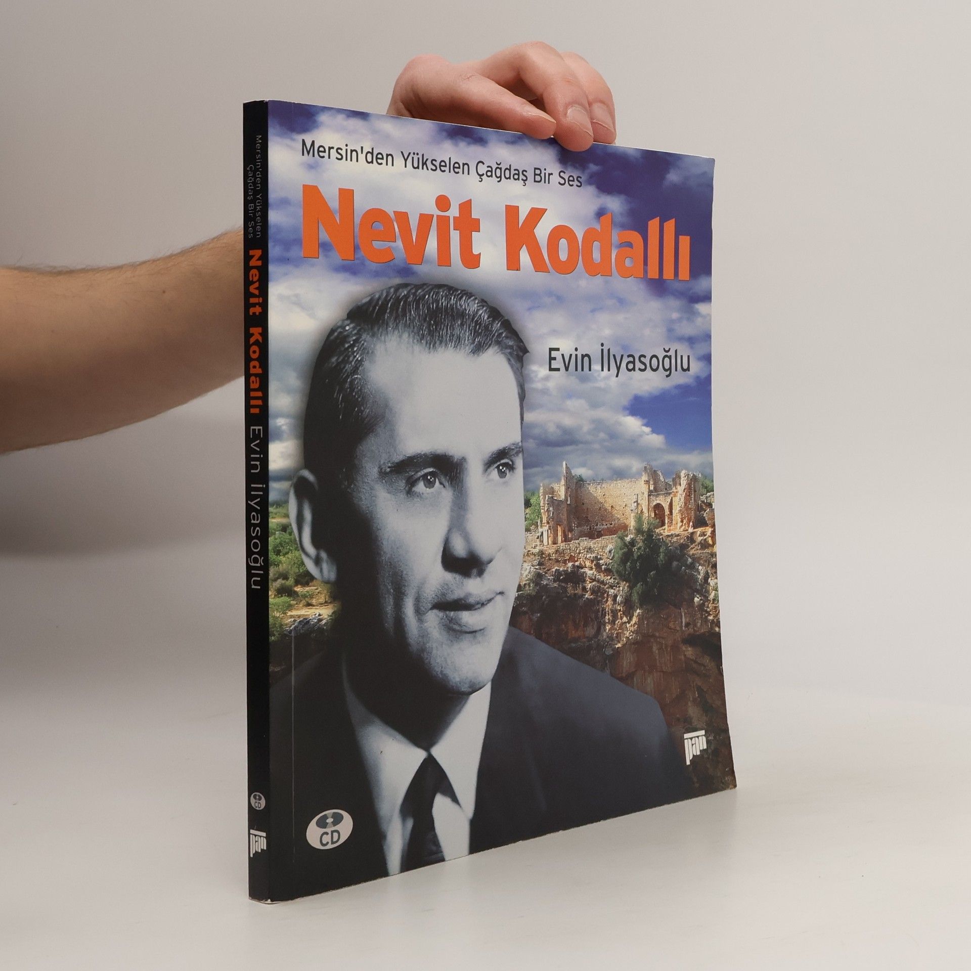 Evin İlyasoğlu Mersin'den yükselen çağdaş ses Nevit Kodallı