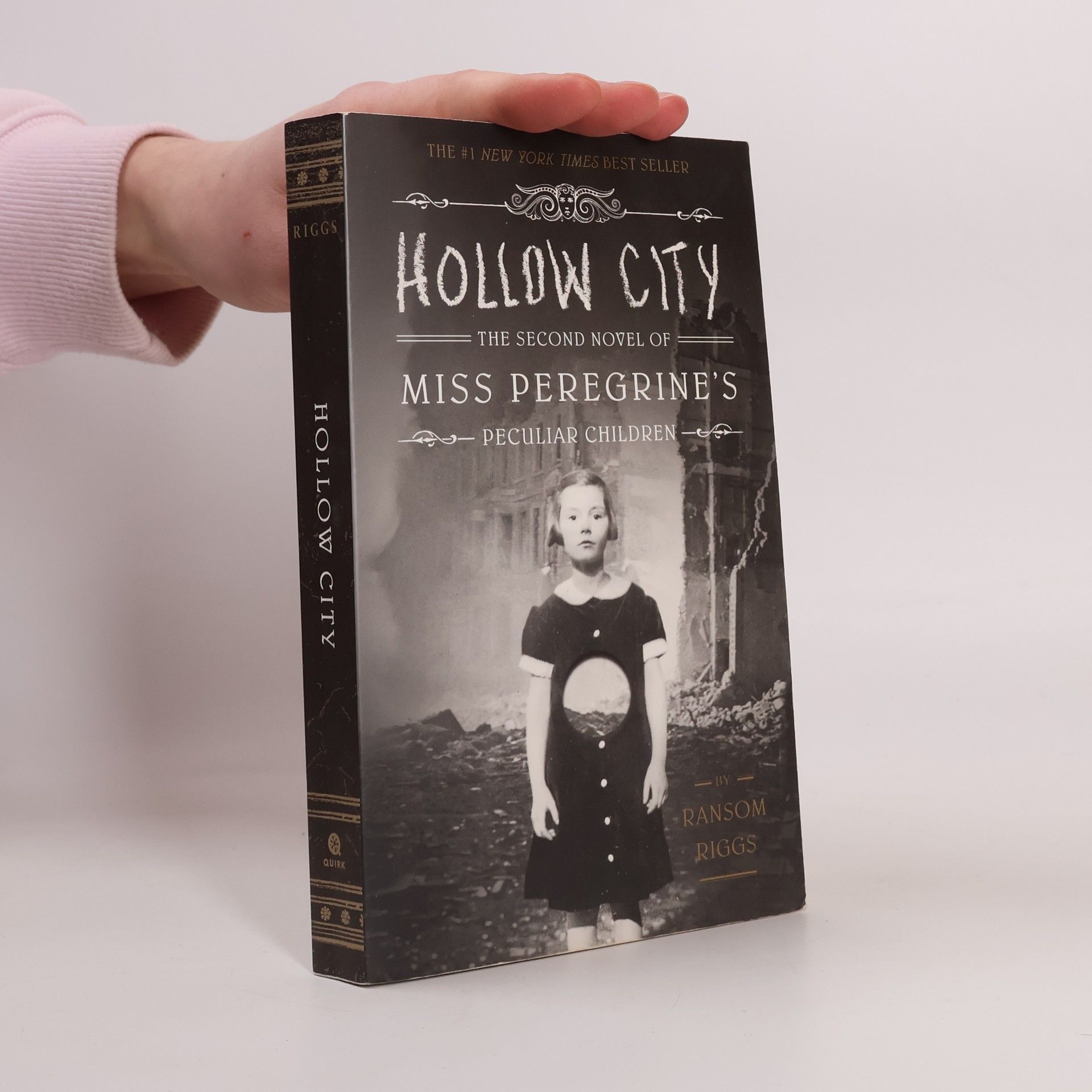 Ransom Riggs Hollow City