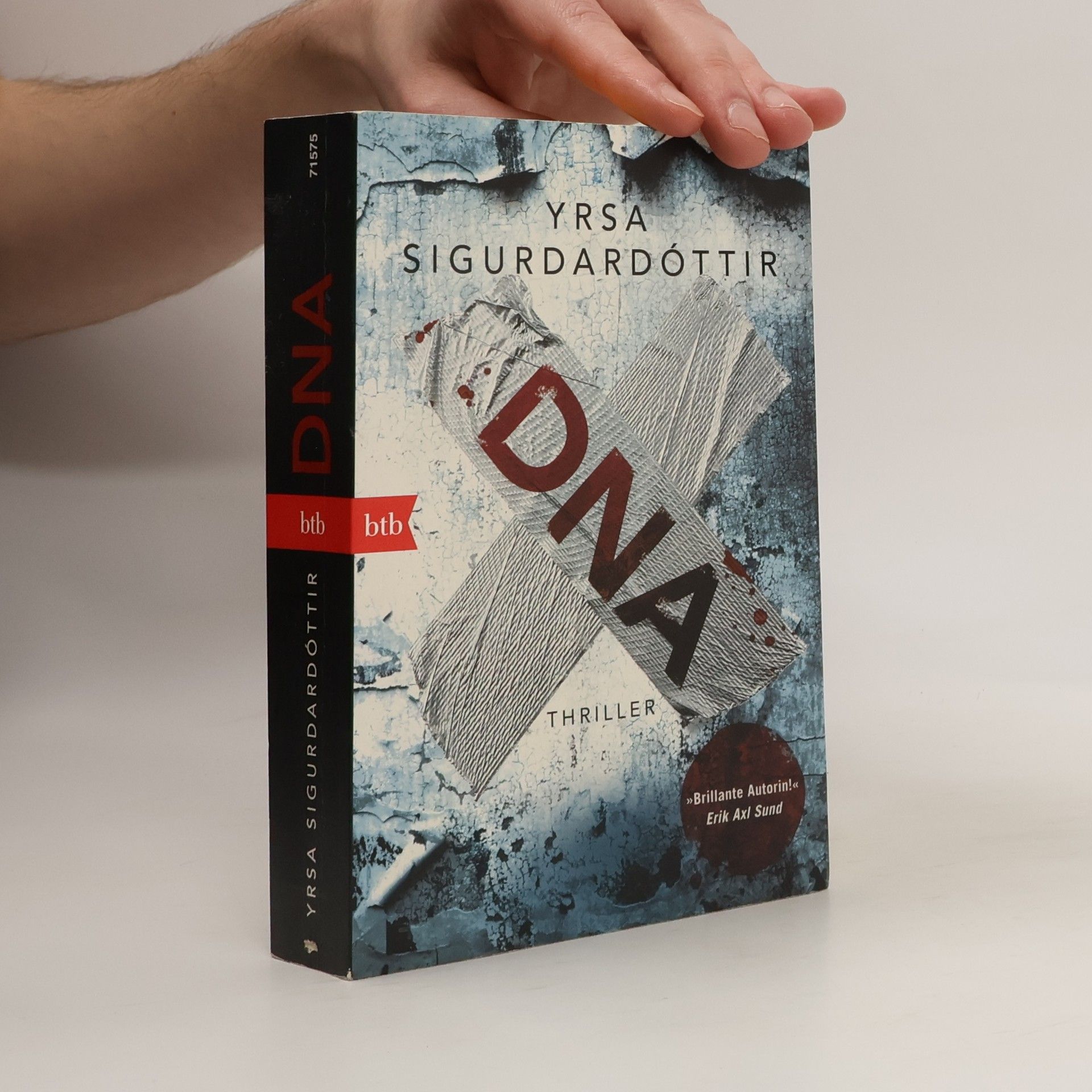 Yrsa Sigurðardóttir DNA