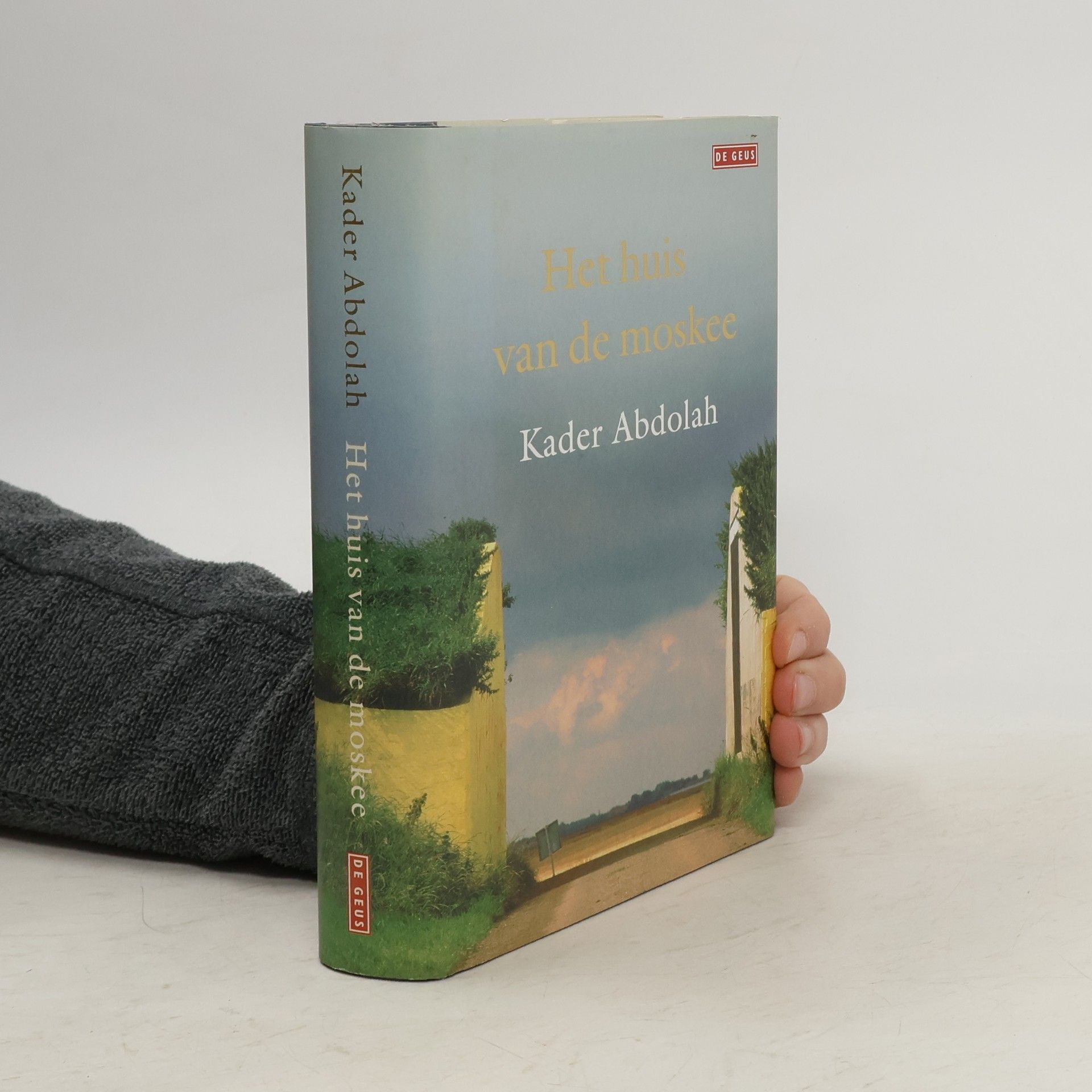 Kader Abdolah Het huis van de moskee