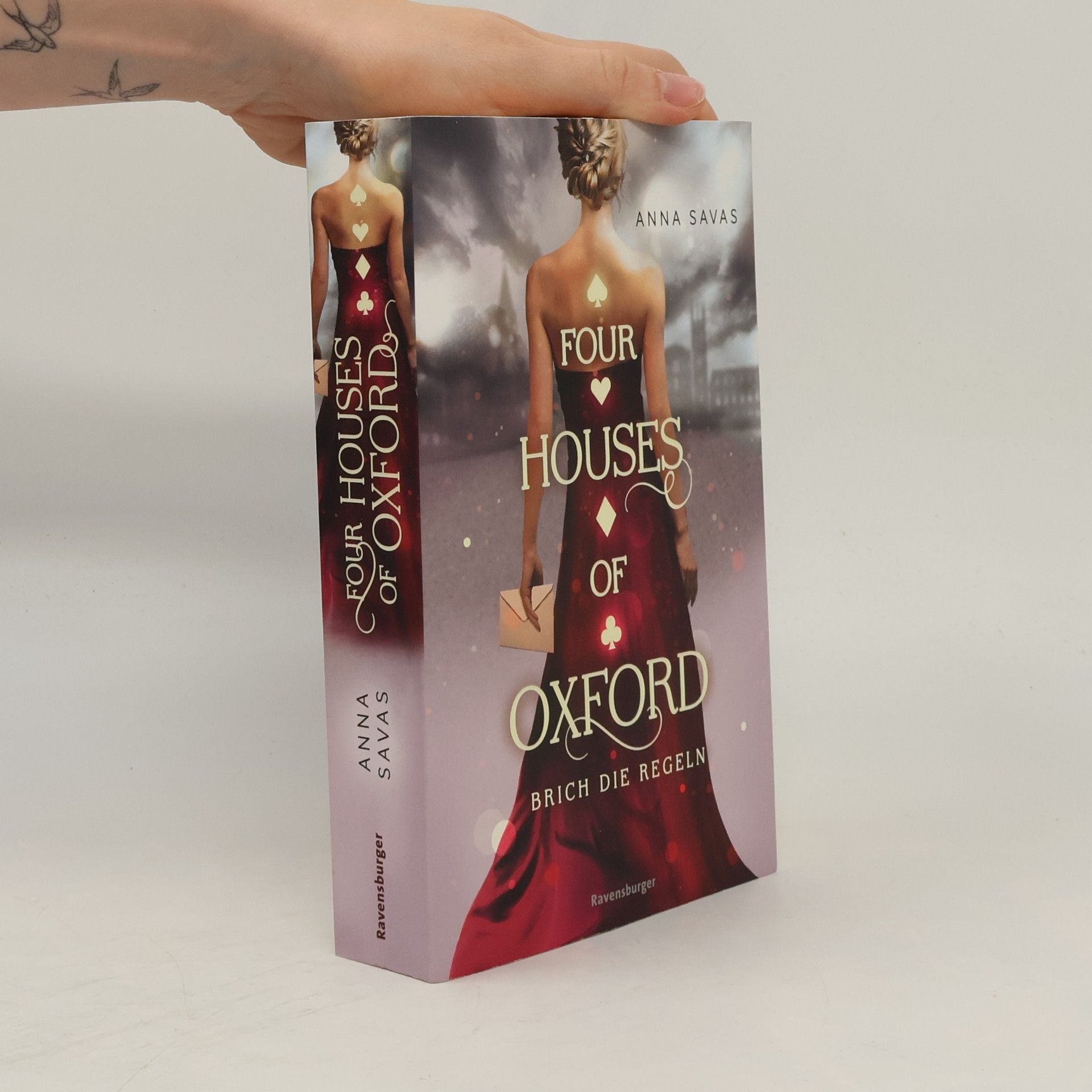 Anna Savas Four houses of Oxford - Brich die regeln