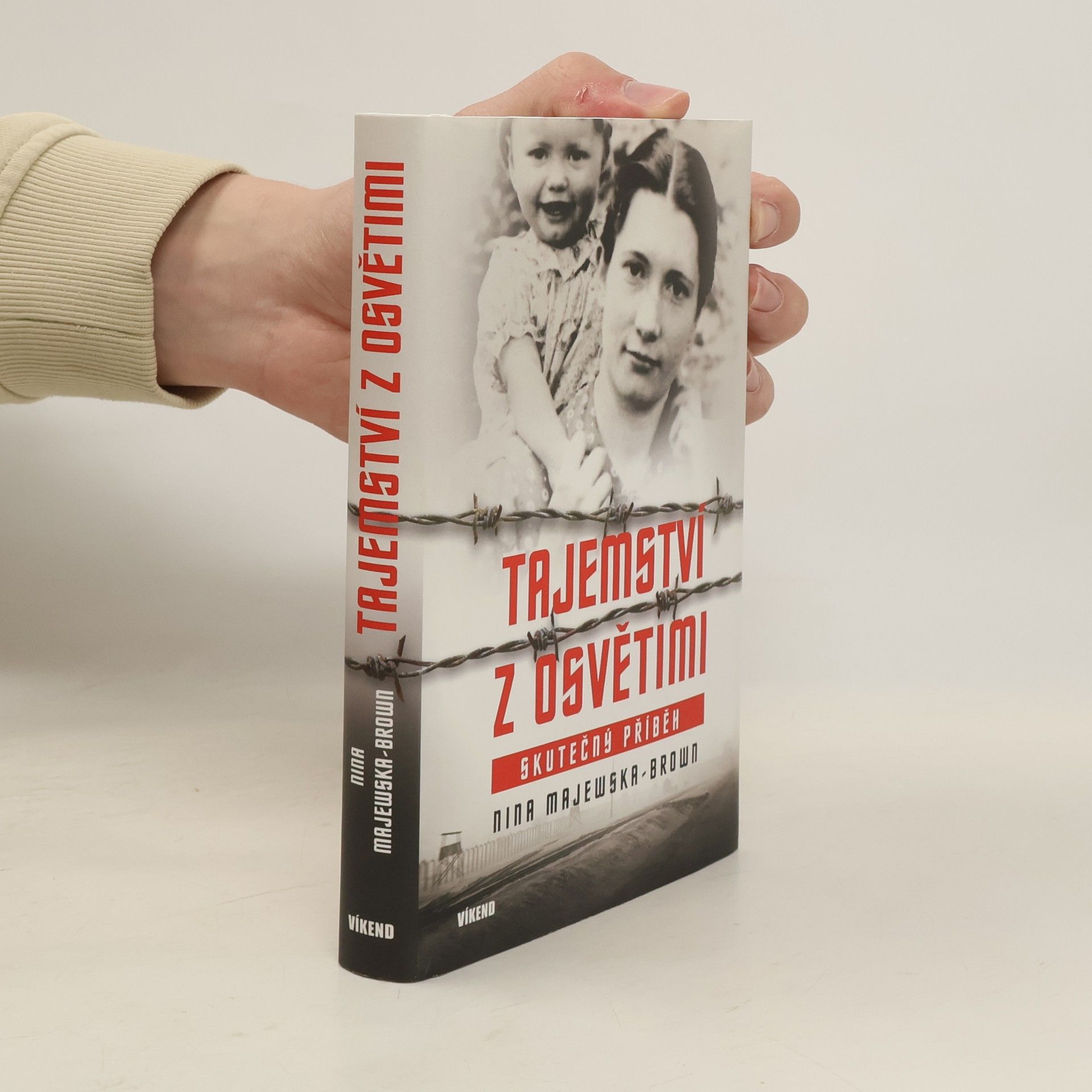 Nina Majewska Brown Tajemství z Osvětimi – Skutečný příběh