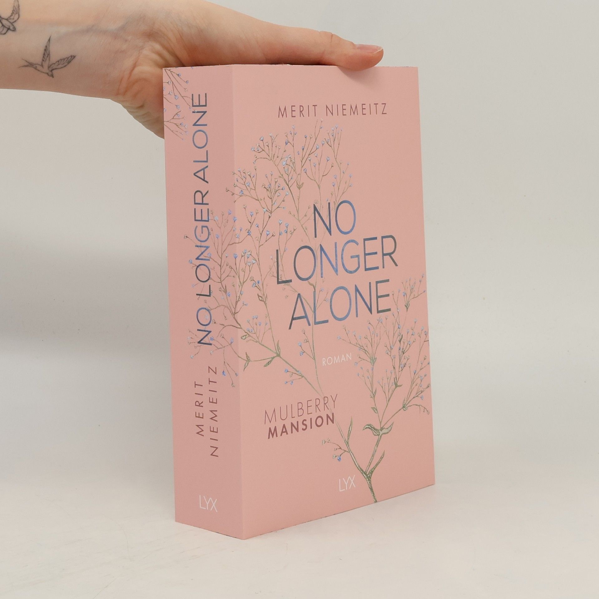 Merit Niemeitz No Longer Alone - Mulberry Mansion