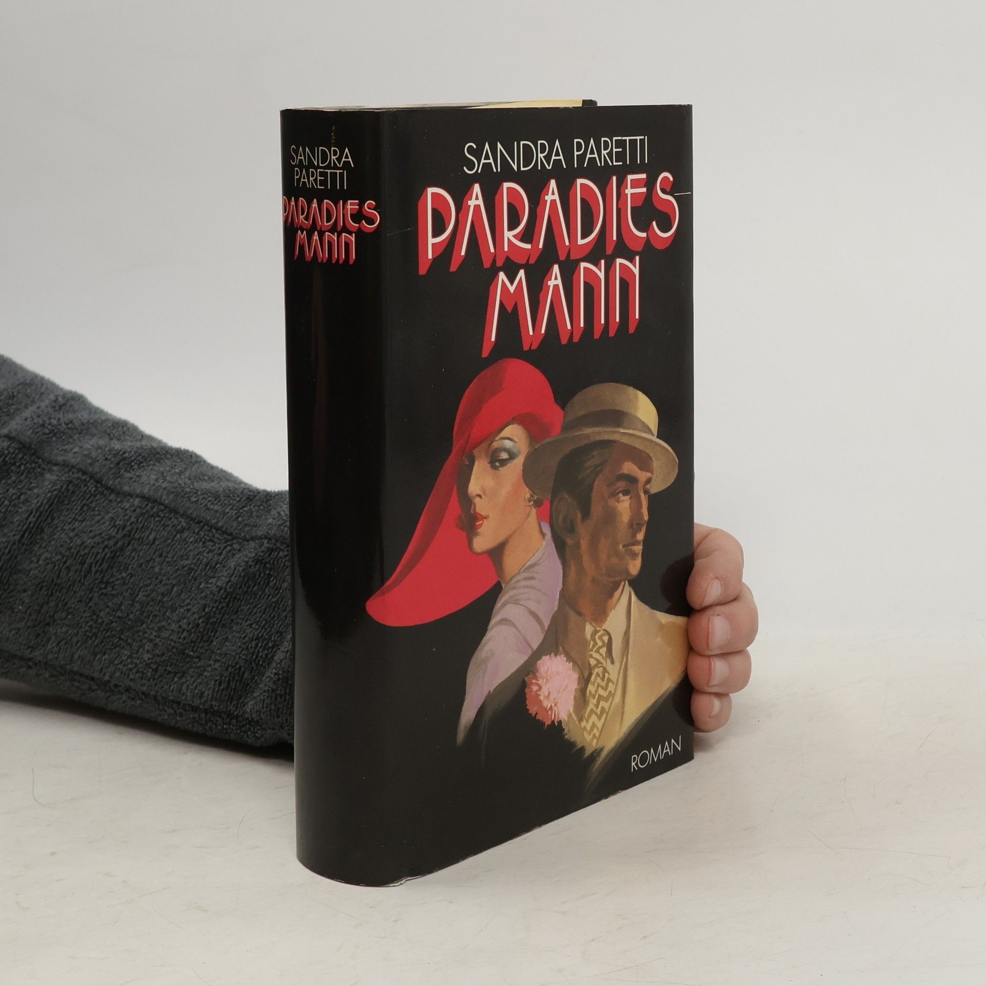 Sandra Paretti Paradies Mann