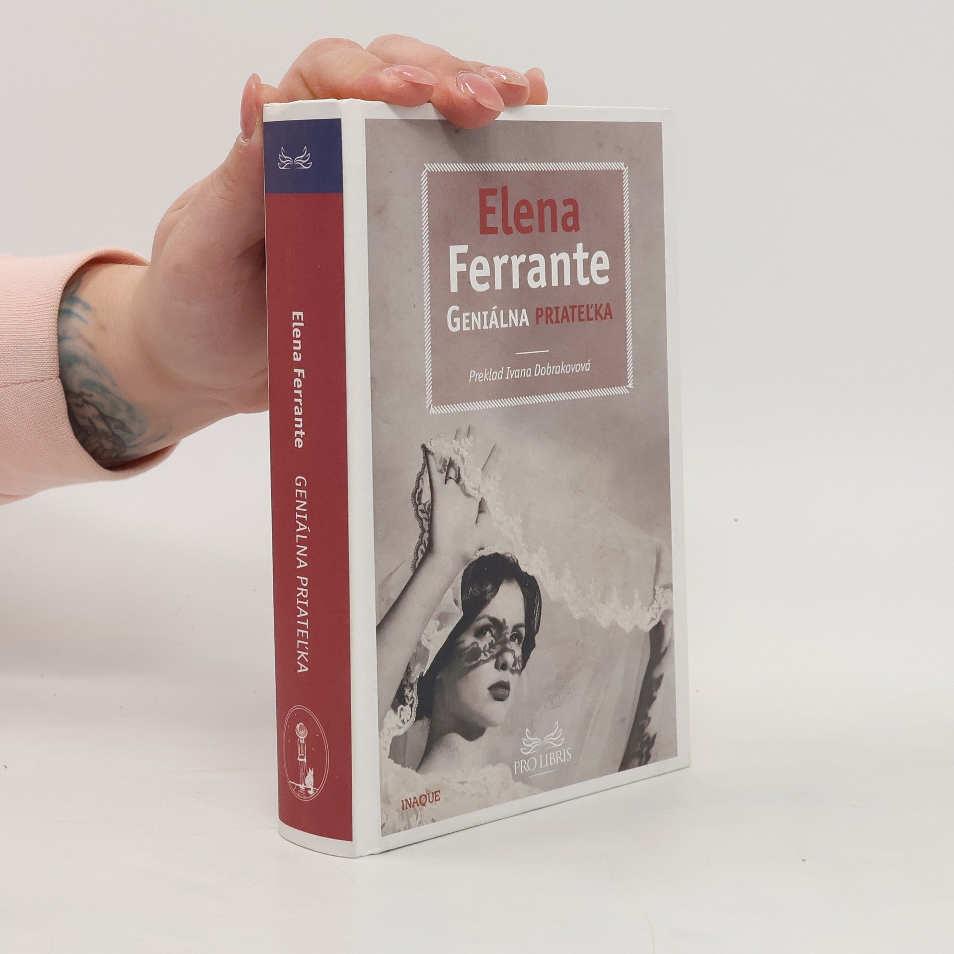 Elena Ferrante Geniálna priateľka