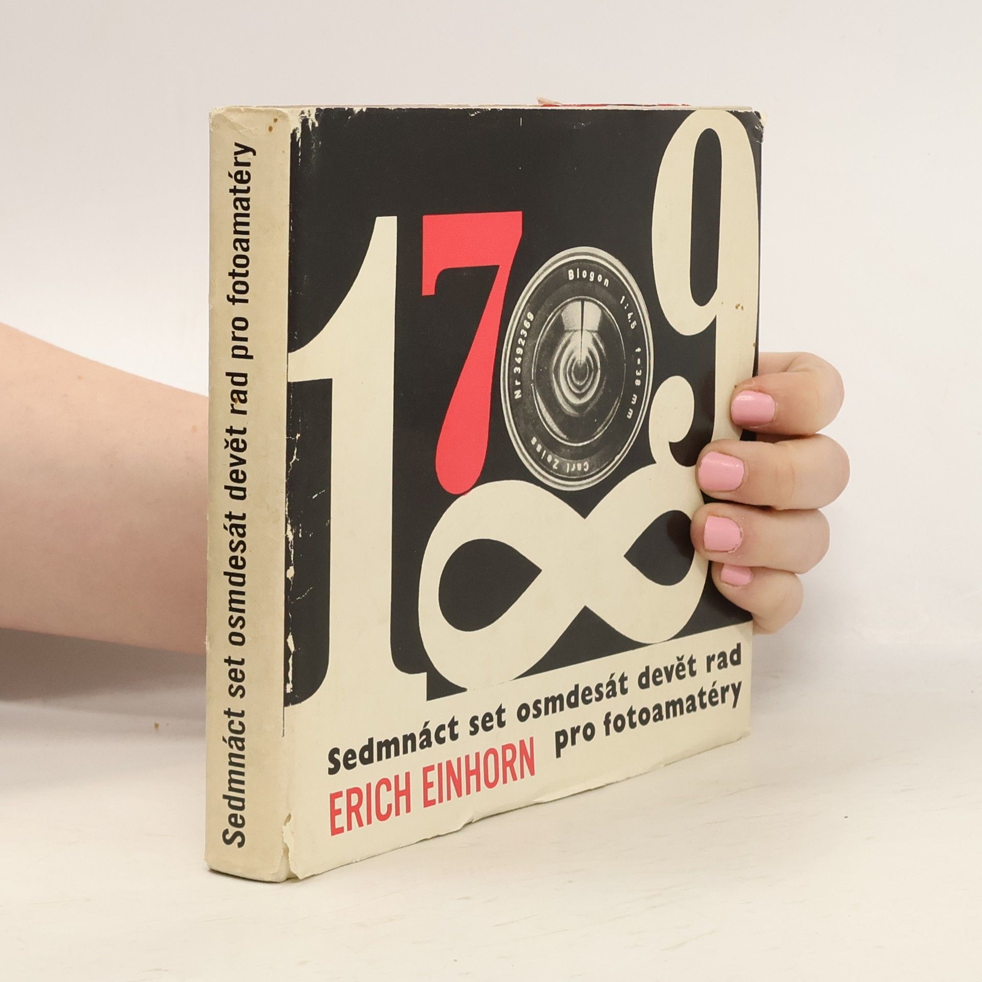 Erich Einhorn Sedmnáct set osmdesát devět rad pro fotoamatéry