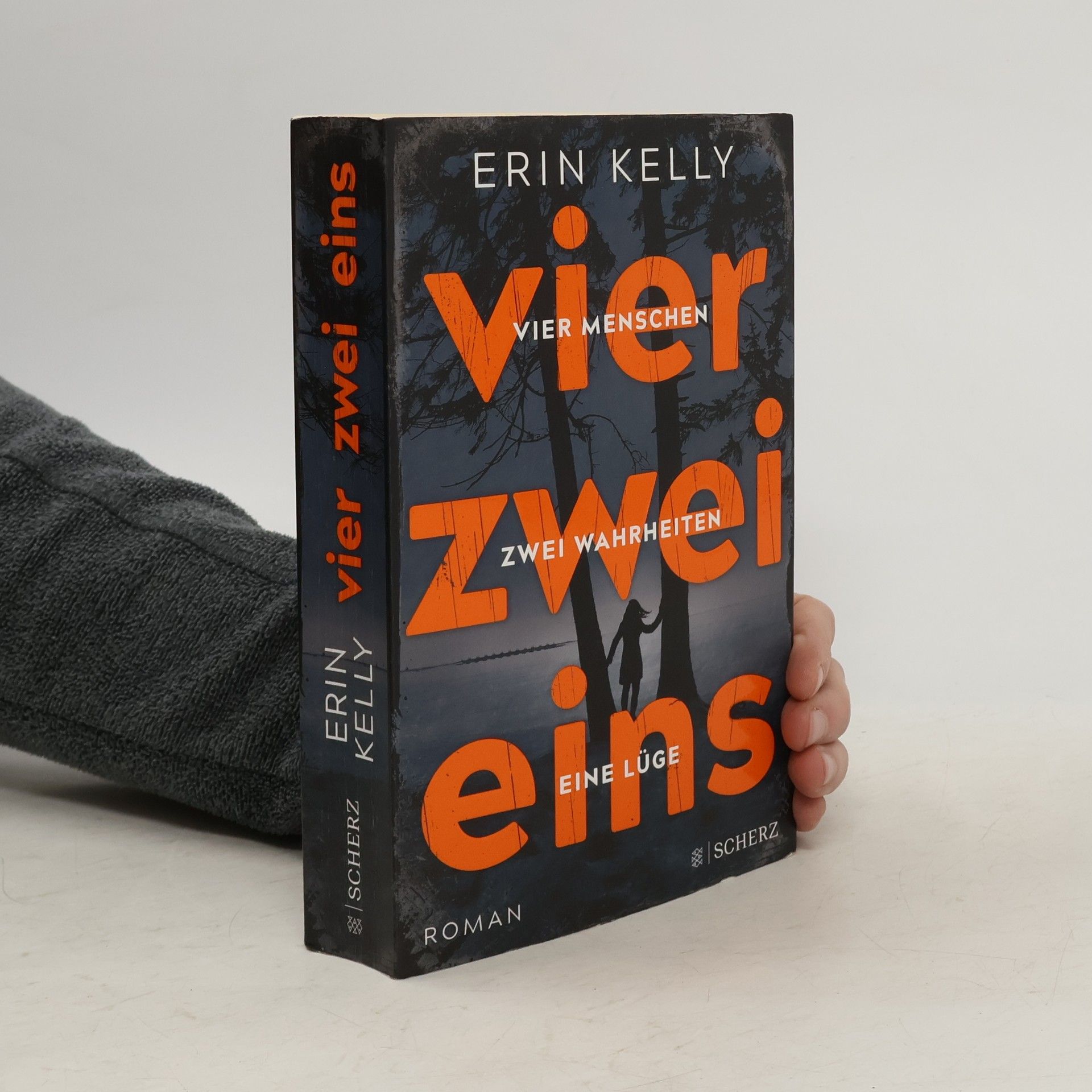 Erin Kelly Vier. zwei. eins.