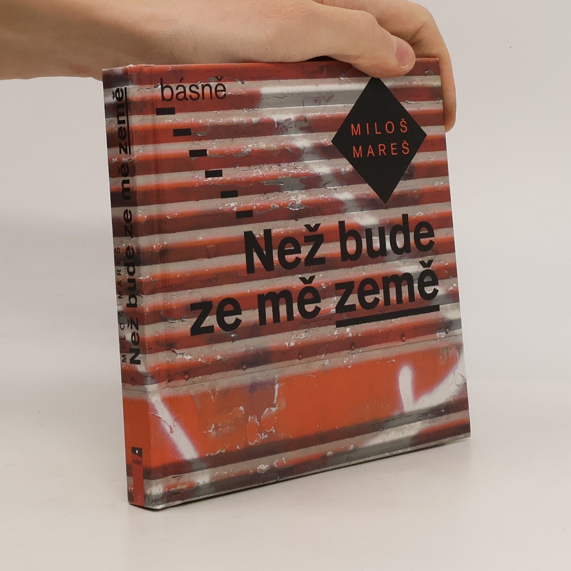 Miloš Mareš Než bude ze mě země