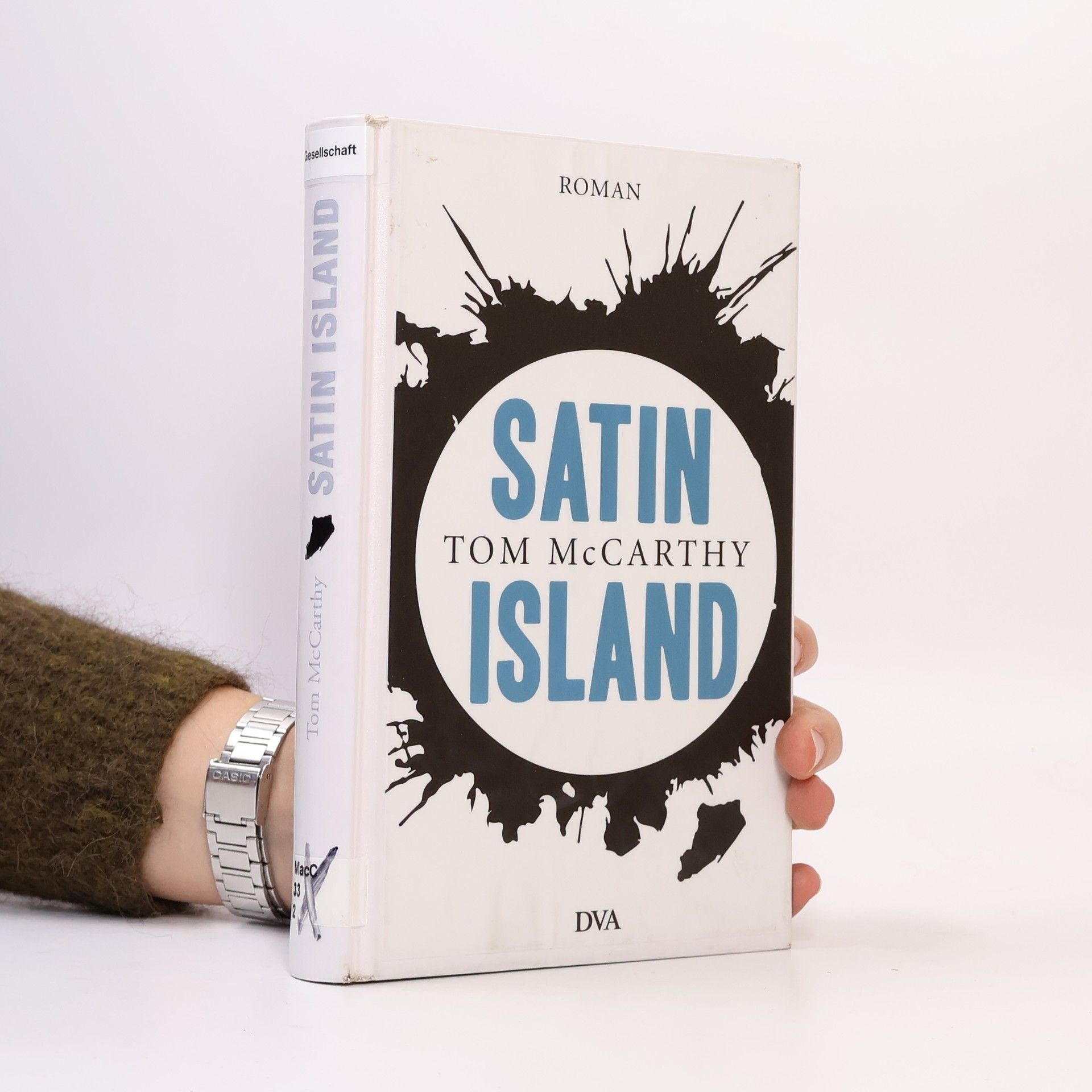 Tom McCarthy Satin Island