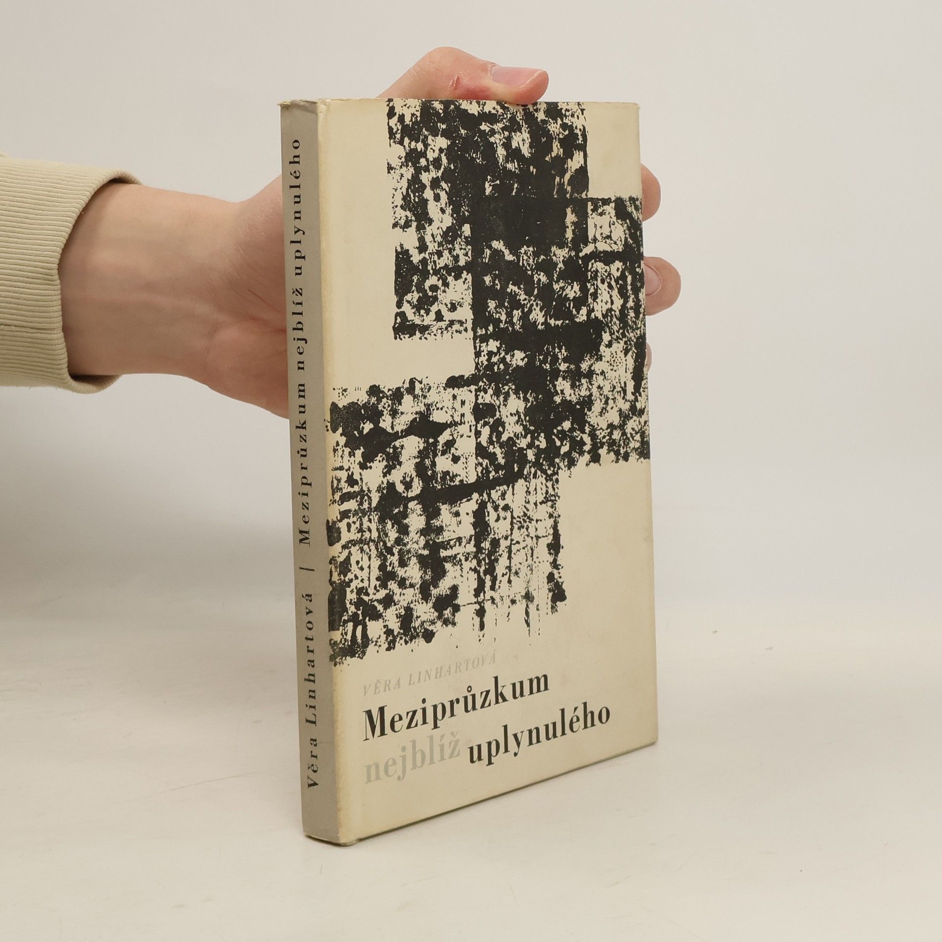Věra Linhartová Meziprůzkum nejblíž uplynulého
