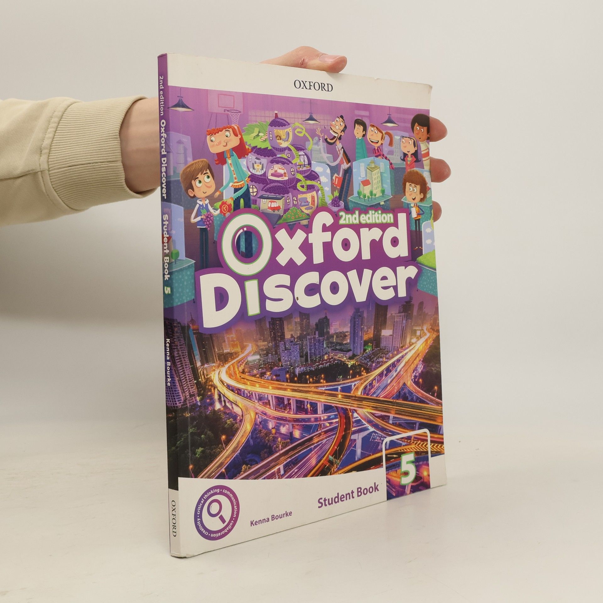 Kenna Bourke Oxford Discover Second Edition 5 Student Book with App Pack
