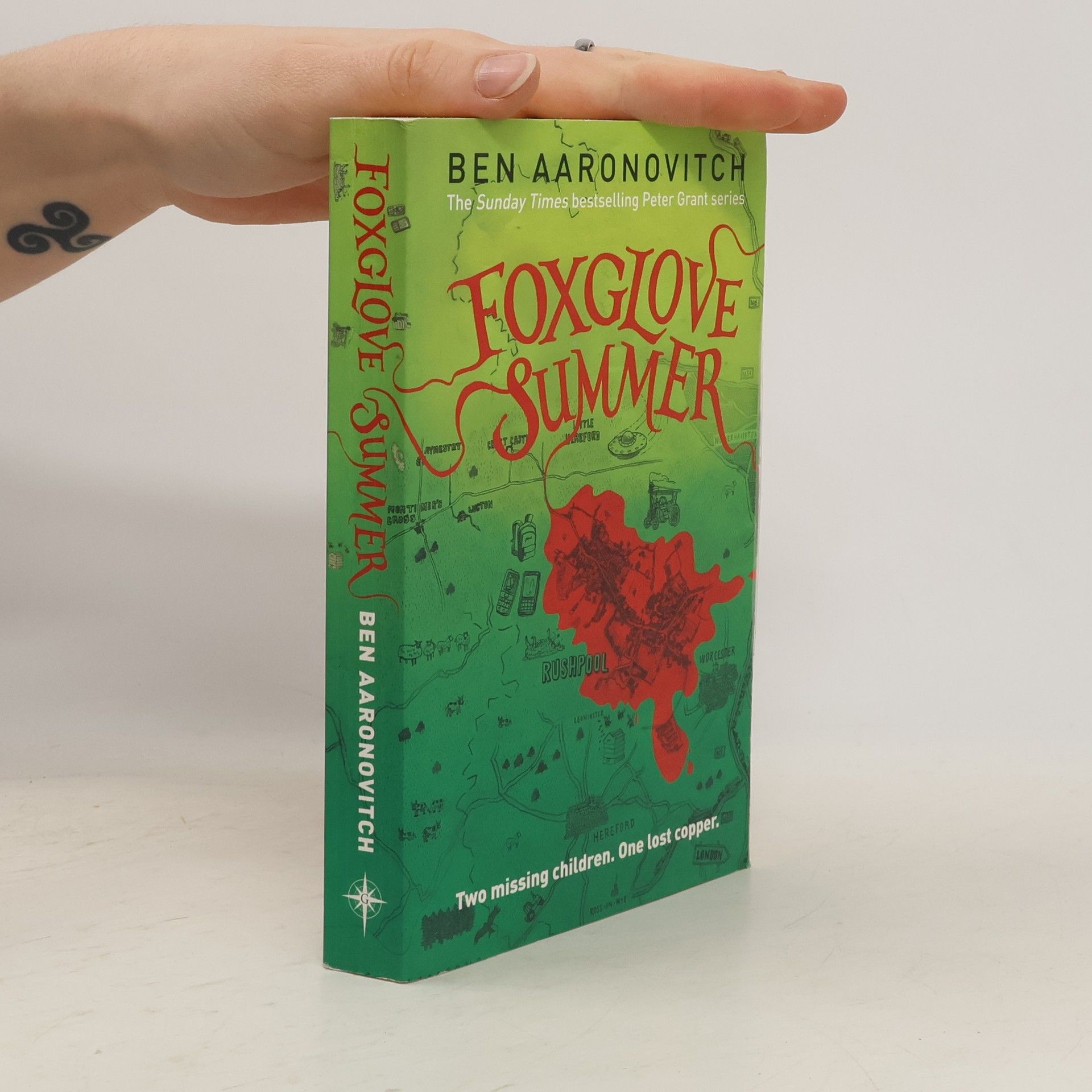 Ben Aaronovitch Foxglove summer