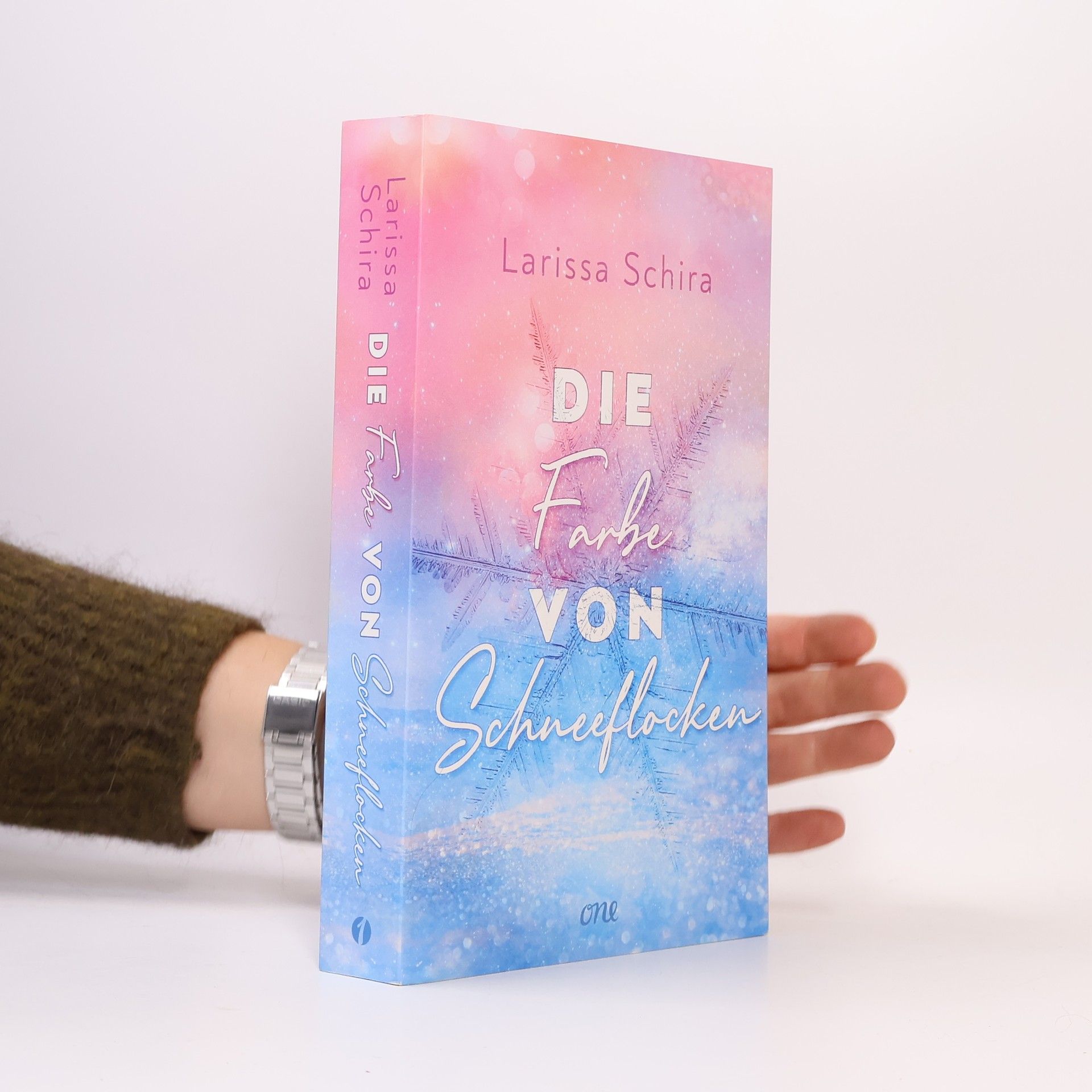 Larissa Schira Die Farbe von Schneeflocken