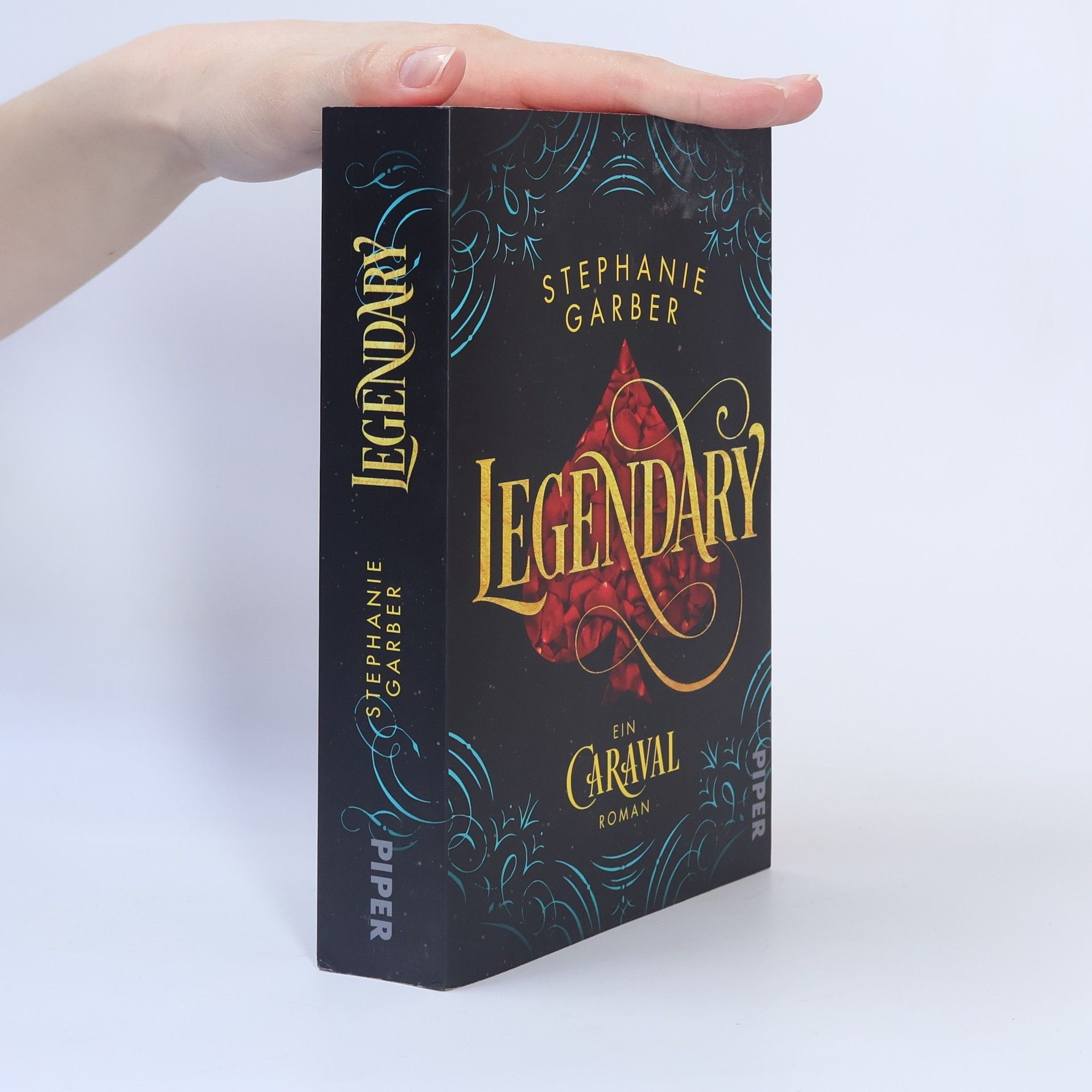 Stephanie Garber Legendary