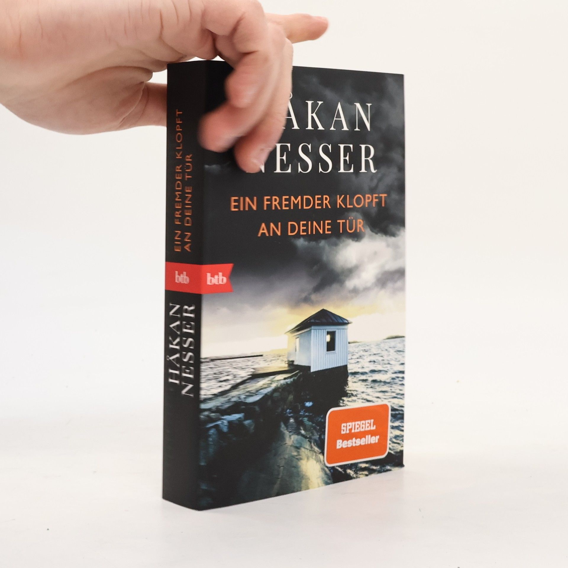 Hakan Nesser Ein Fremder klopft an deine Tür