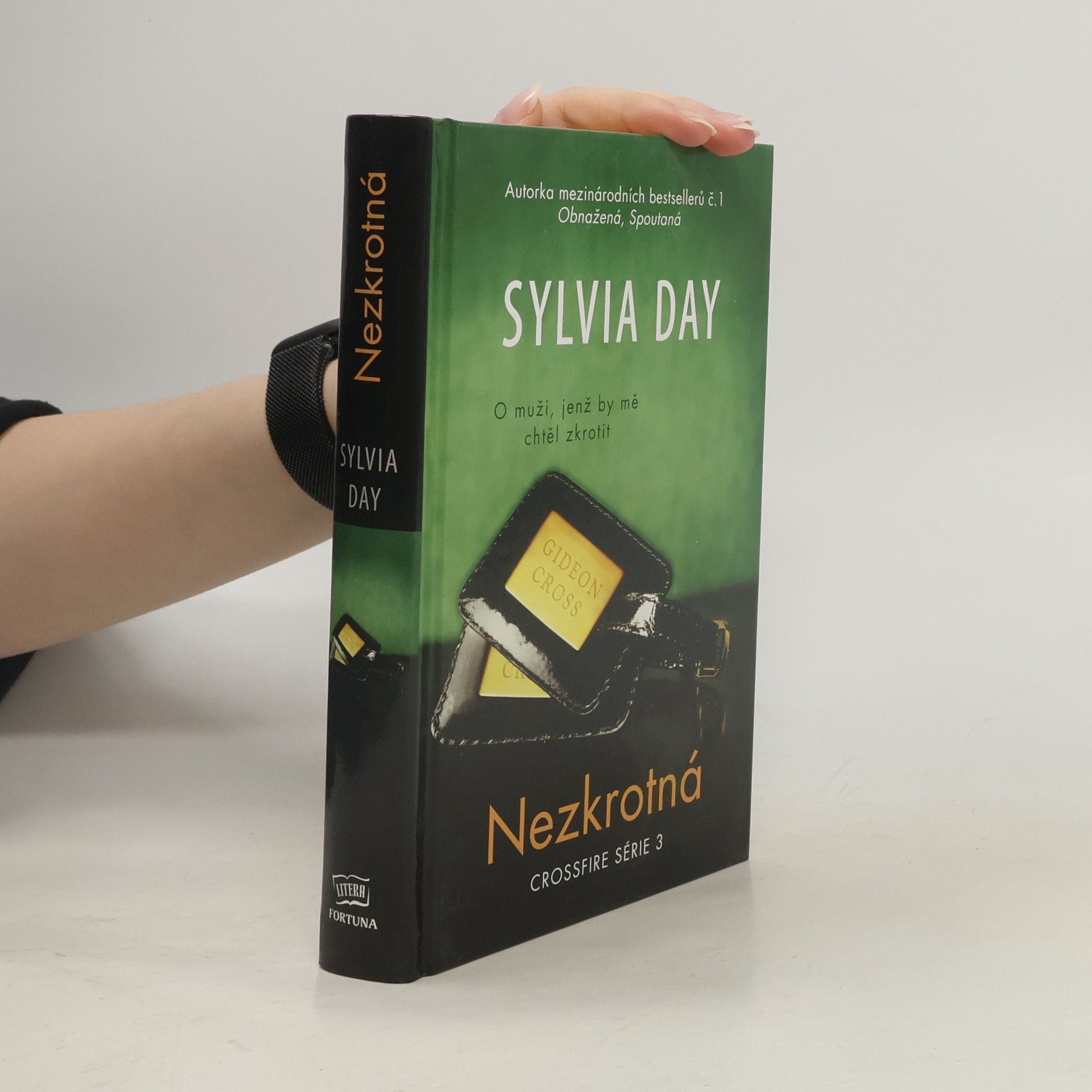 Sylvia Day Nezkrotná