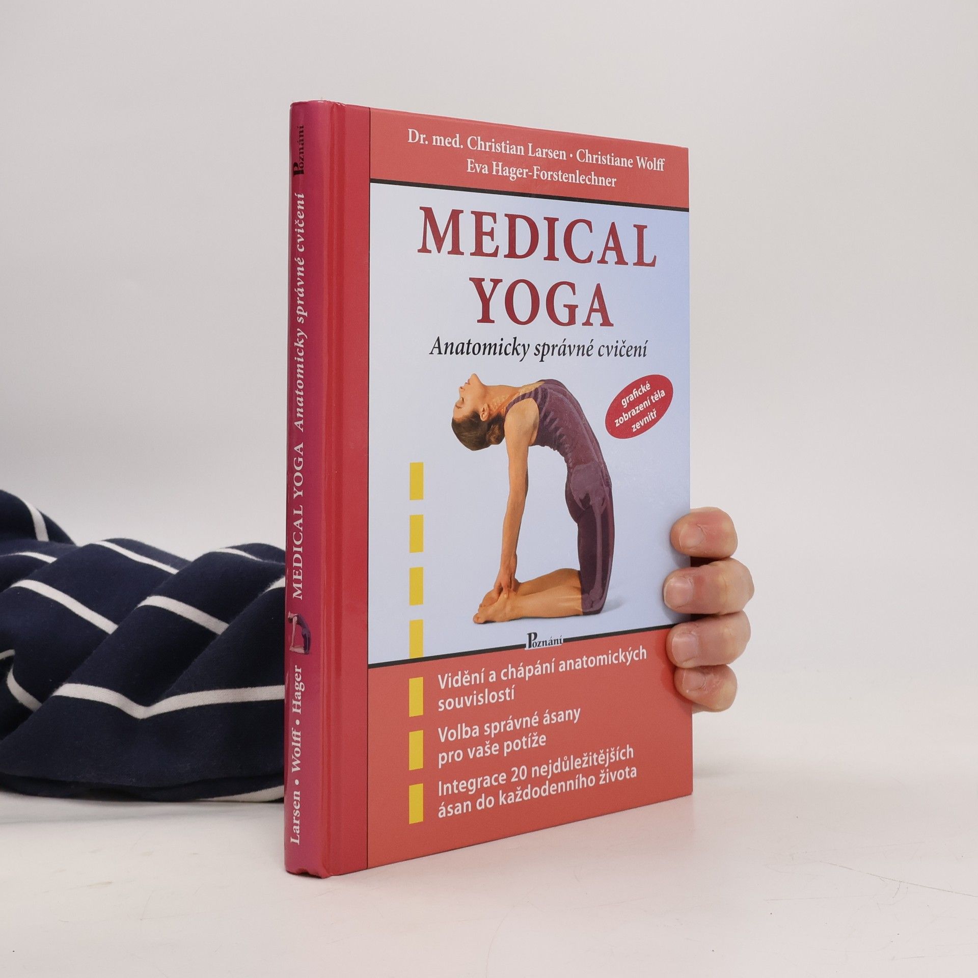 Various authors Medical yoga. Anatomicky správné cvičení