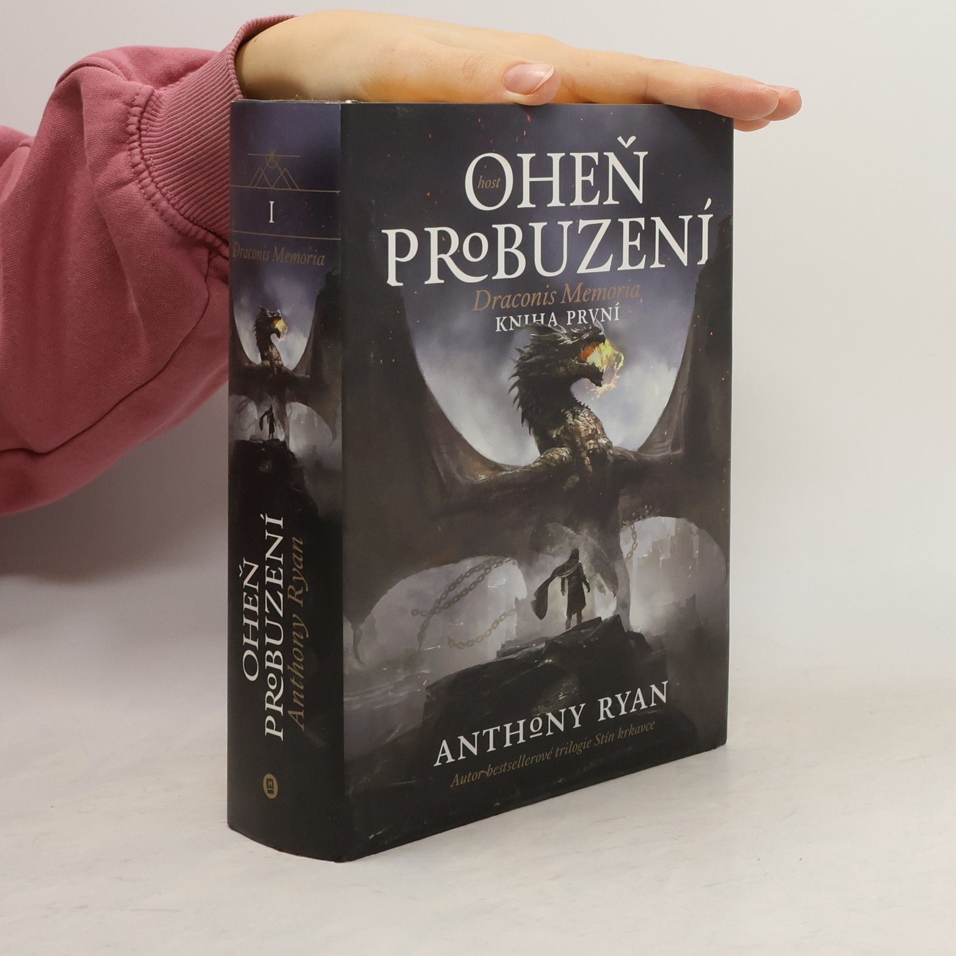 Anthony Ryan Oheň probuzení