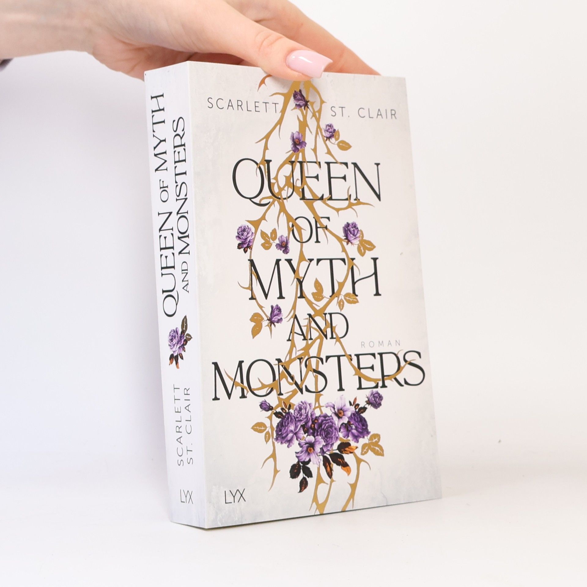 Scarlett St. Clair Queen of Myth and Monsters