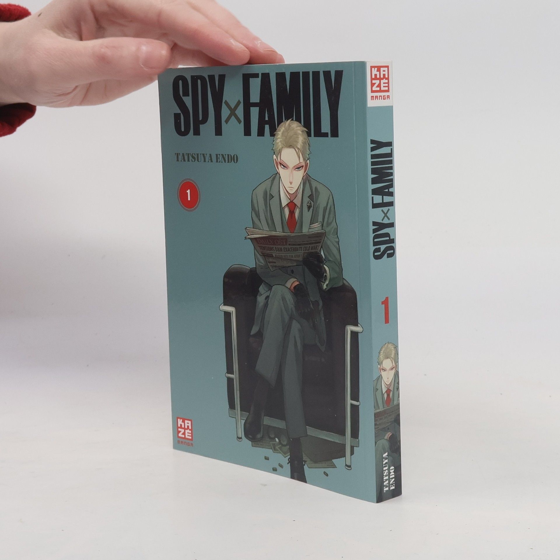 Tacuja Endó Spy x Family 1