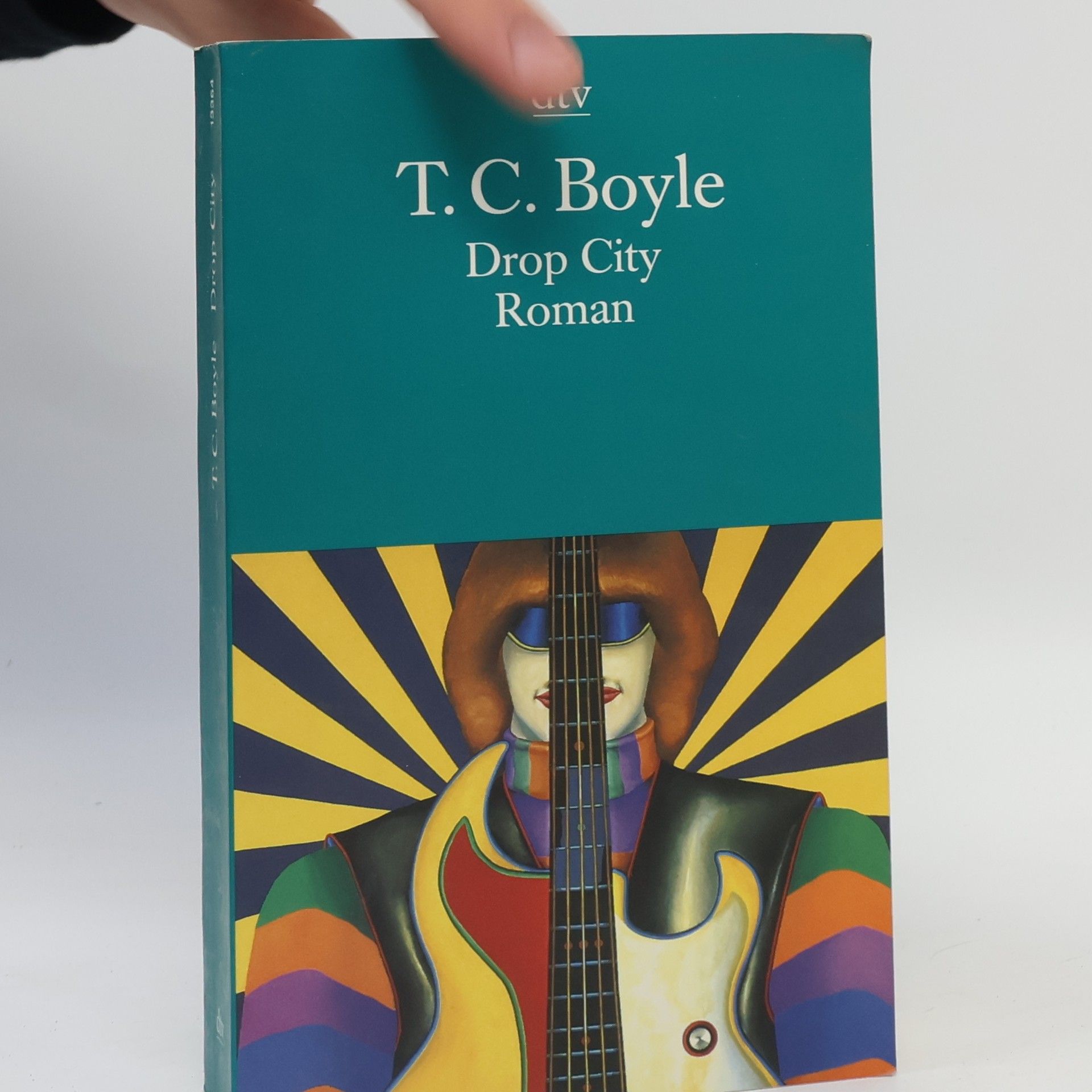 T. Coraghessan Boyle Drop City