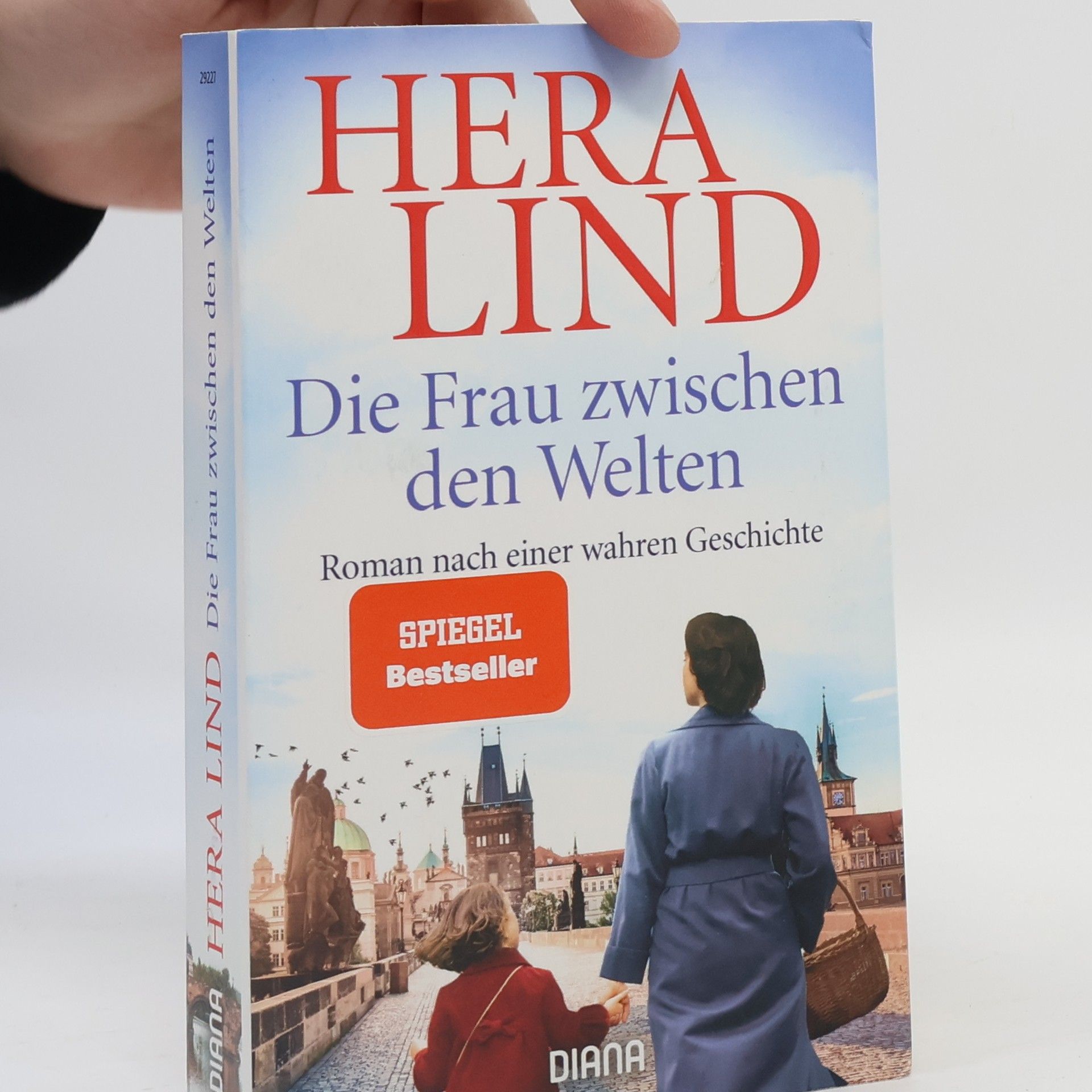 Hera Lind Die Frau zwischen den Welten