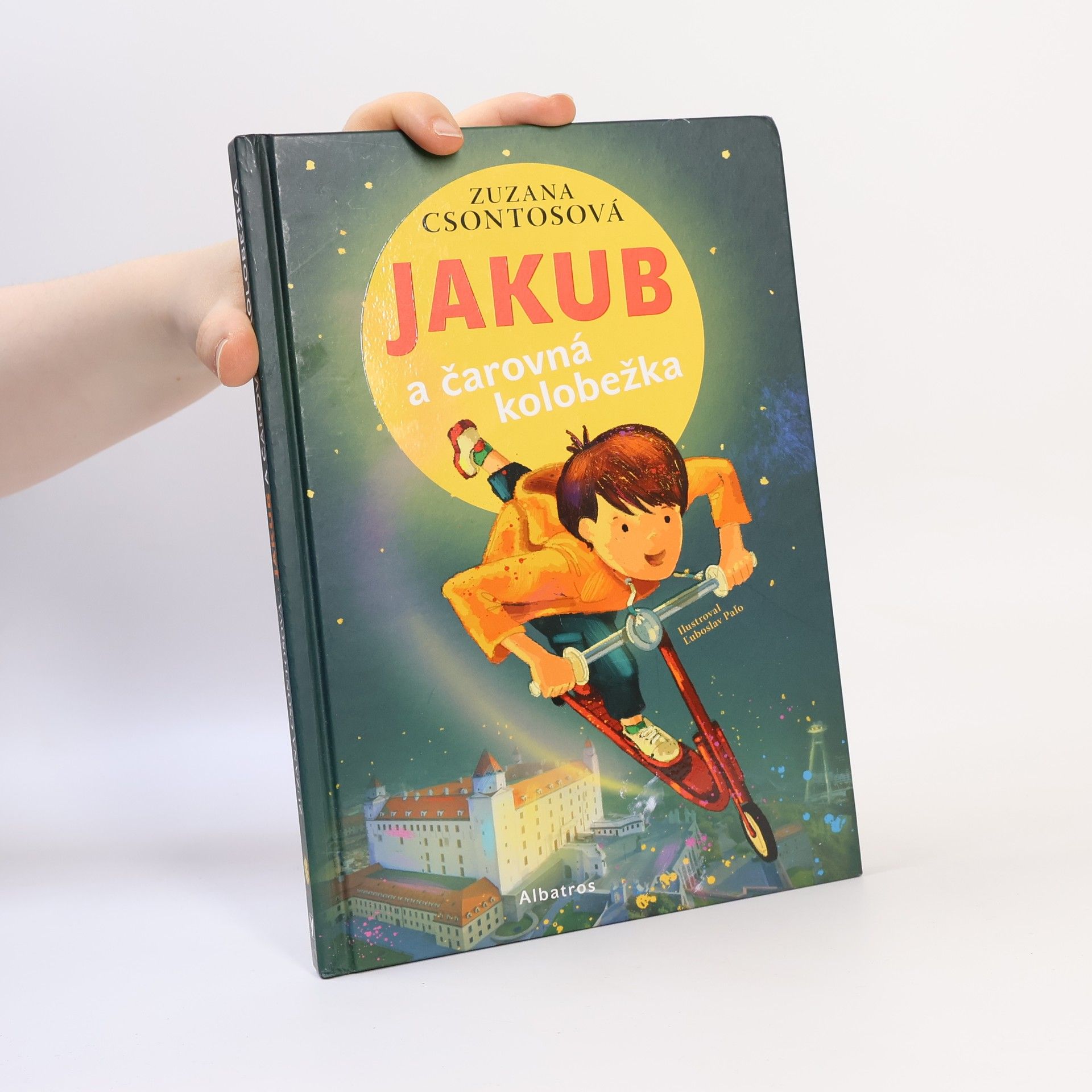 Zuzana Csontosová Jakub a čarovná kolobežka